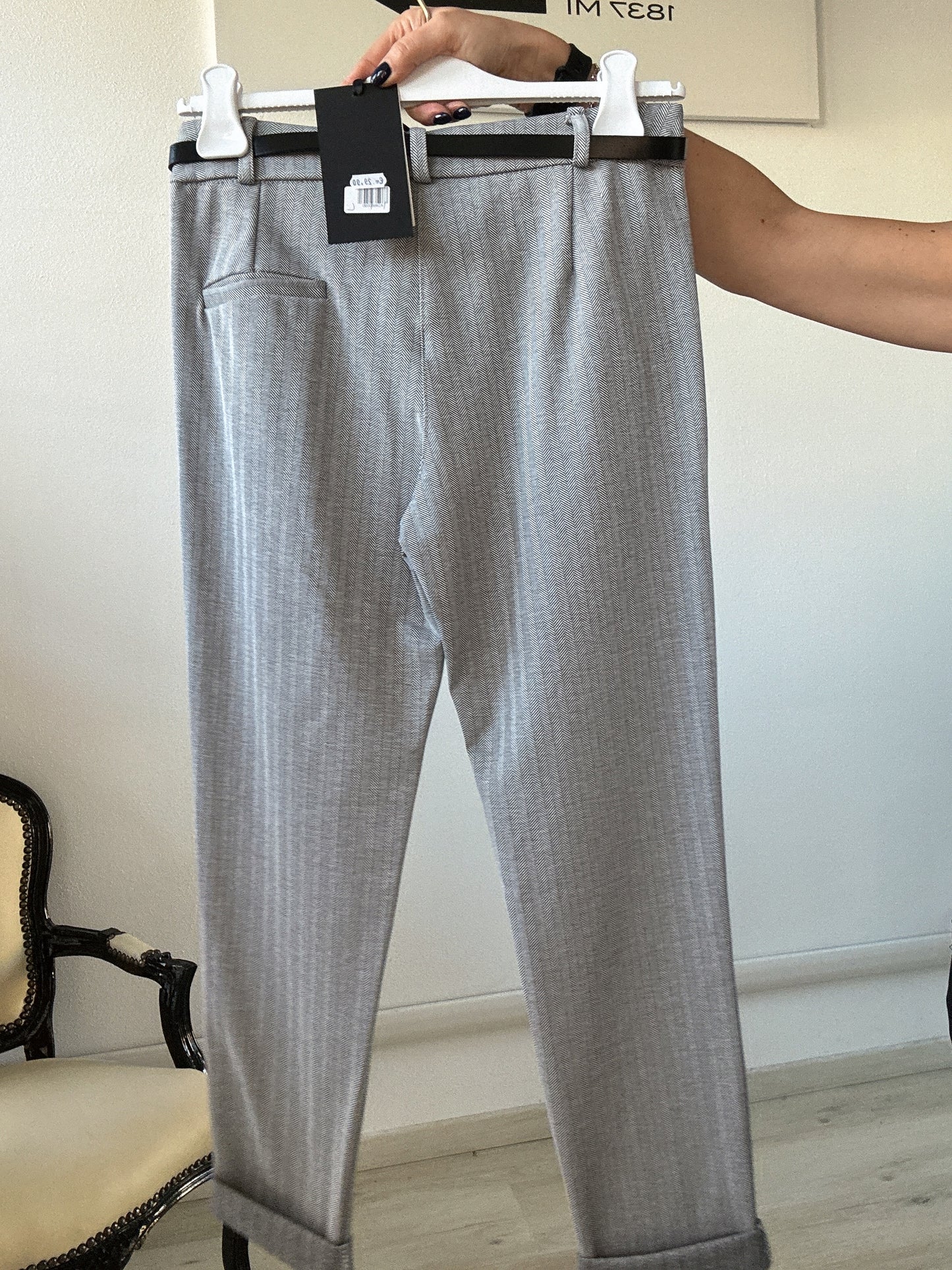 Pantalone skinny spigato