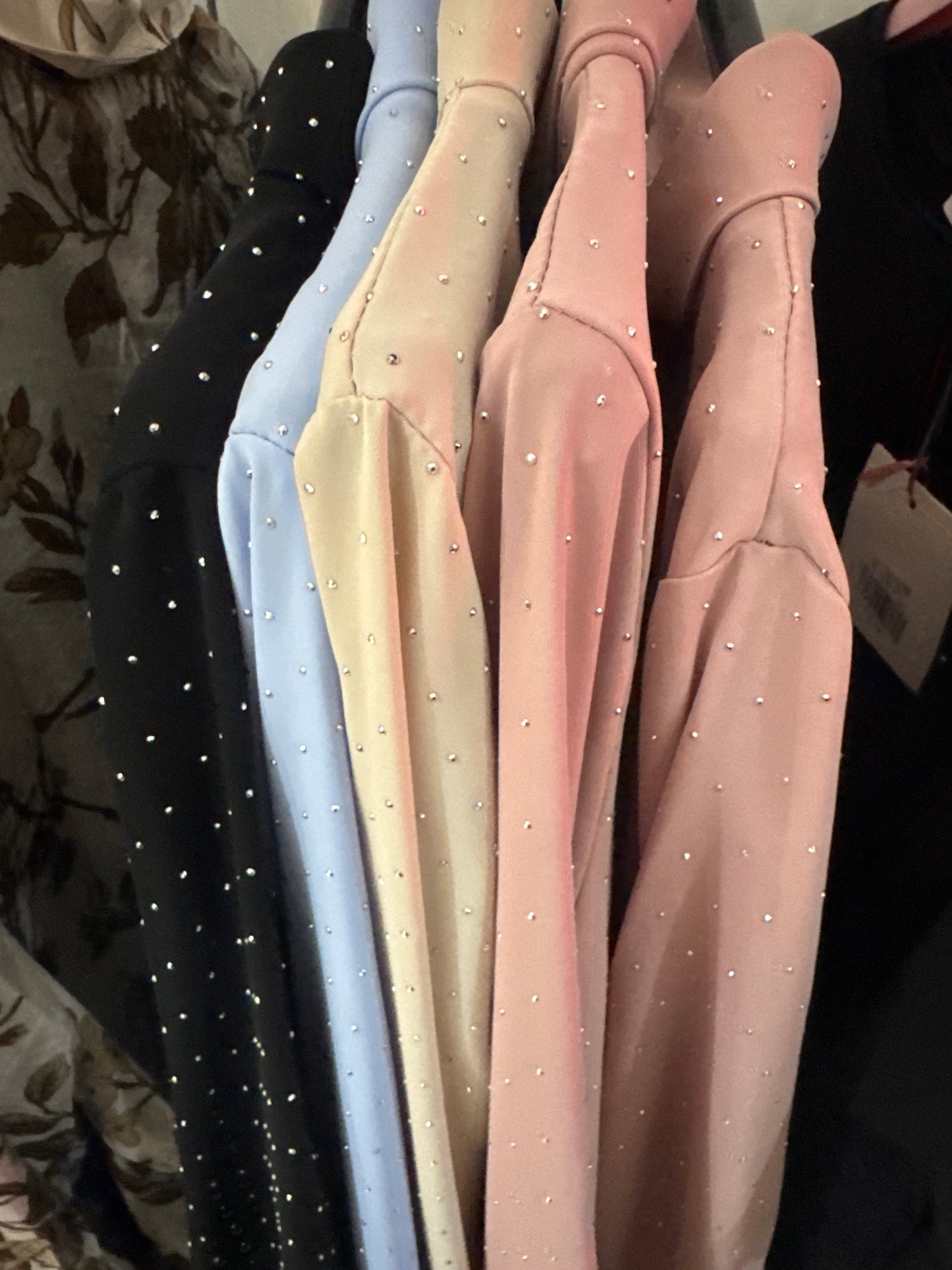 Blusa con brillantini