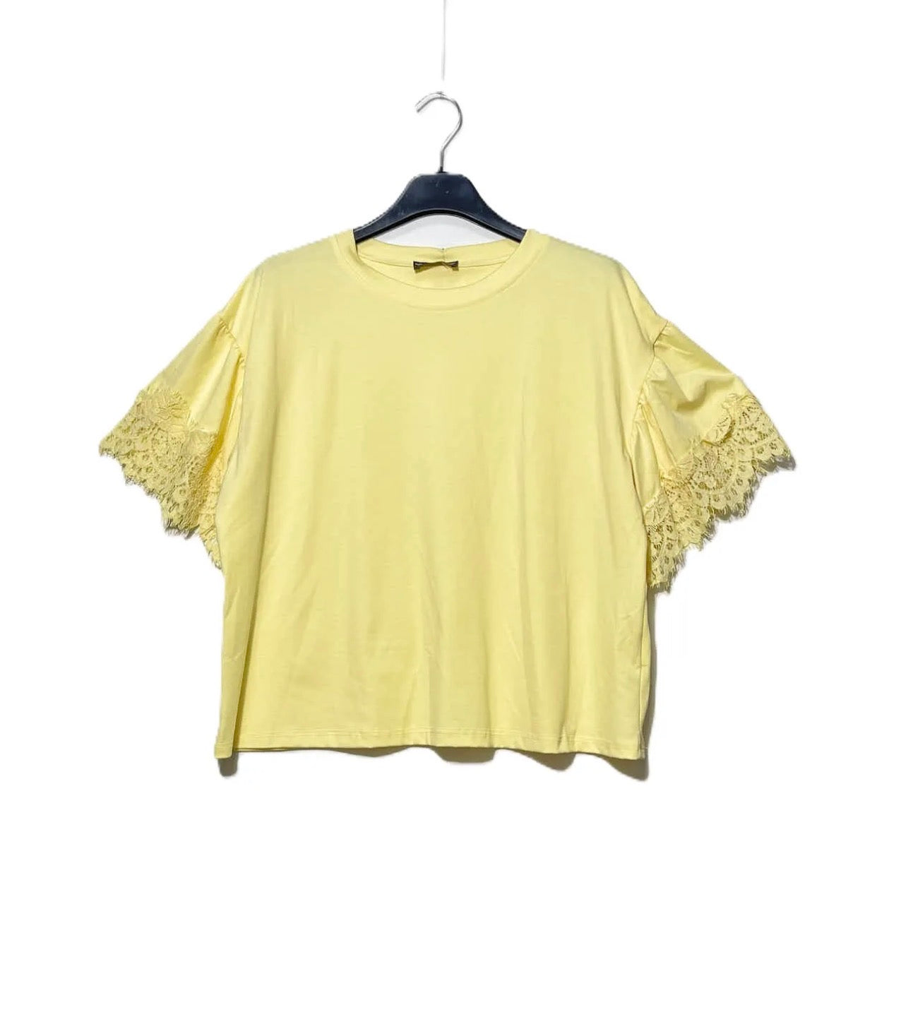 T shirt con manica in pizzo