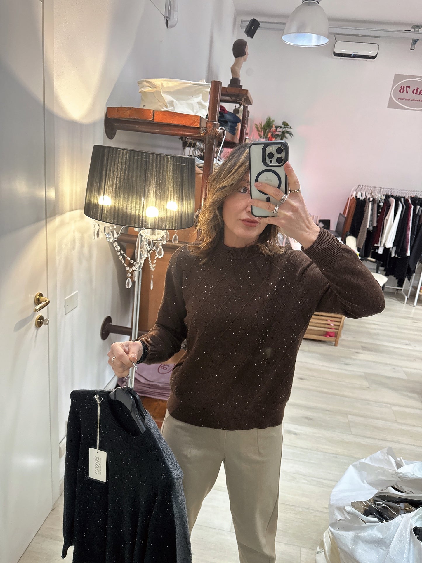 Maglia rombi e micro paillettes