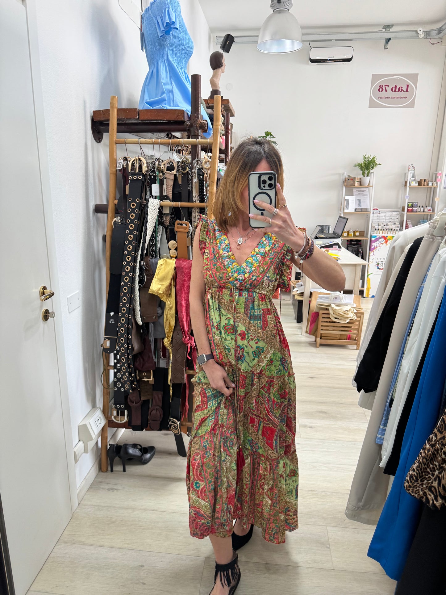 Abito boho con nappine