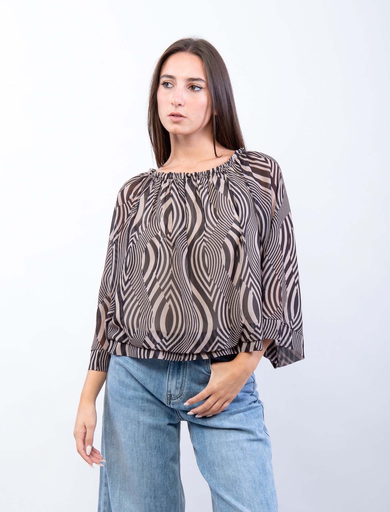 Blusa scollo arricciato