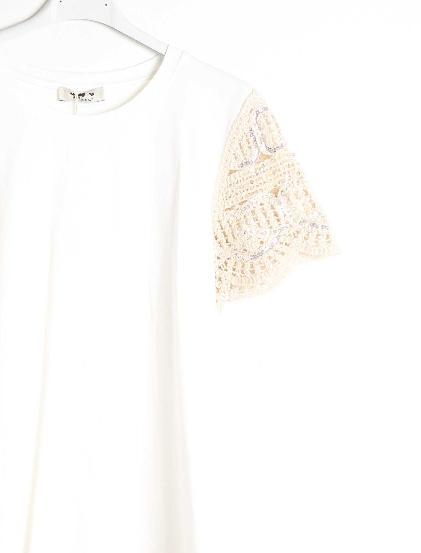 T shirt manica macramè e paillettes