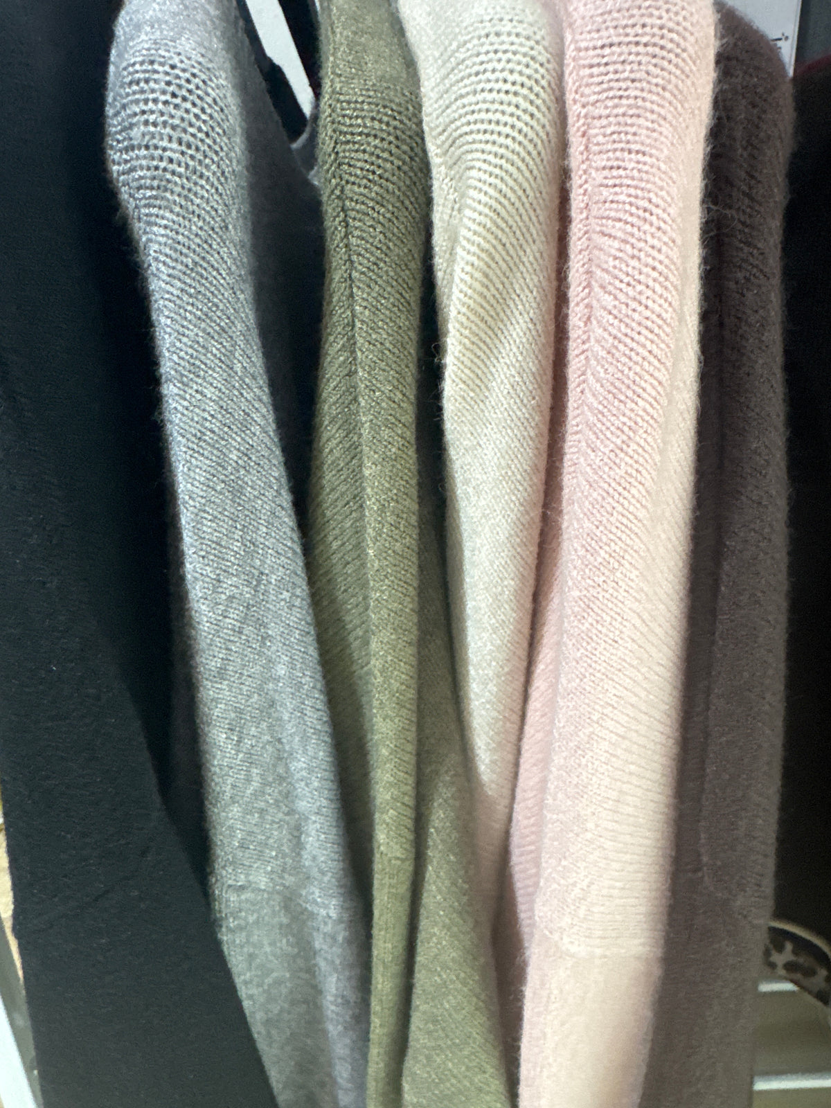 Maglia con fiocchi