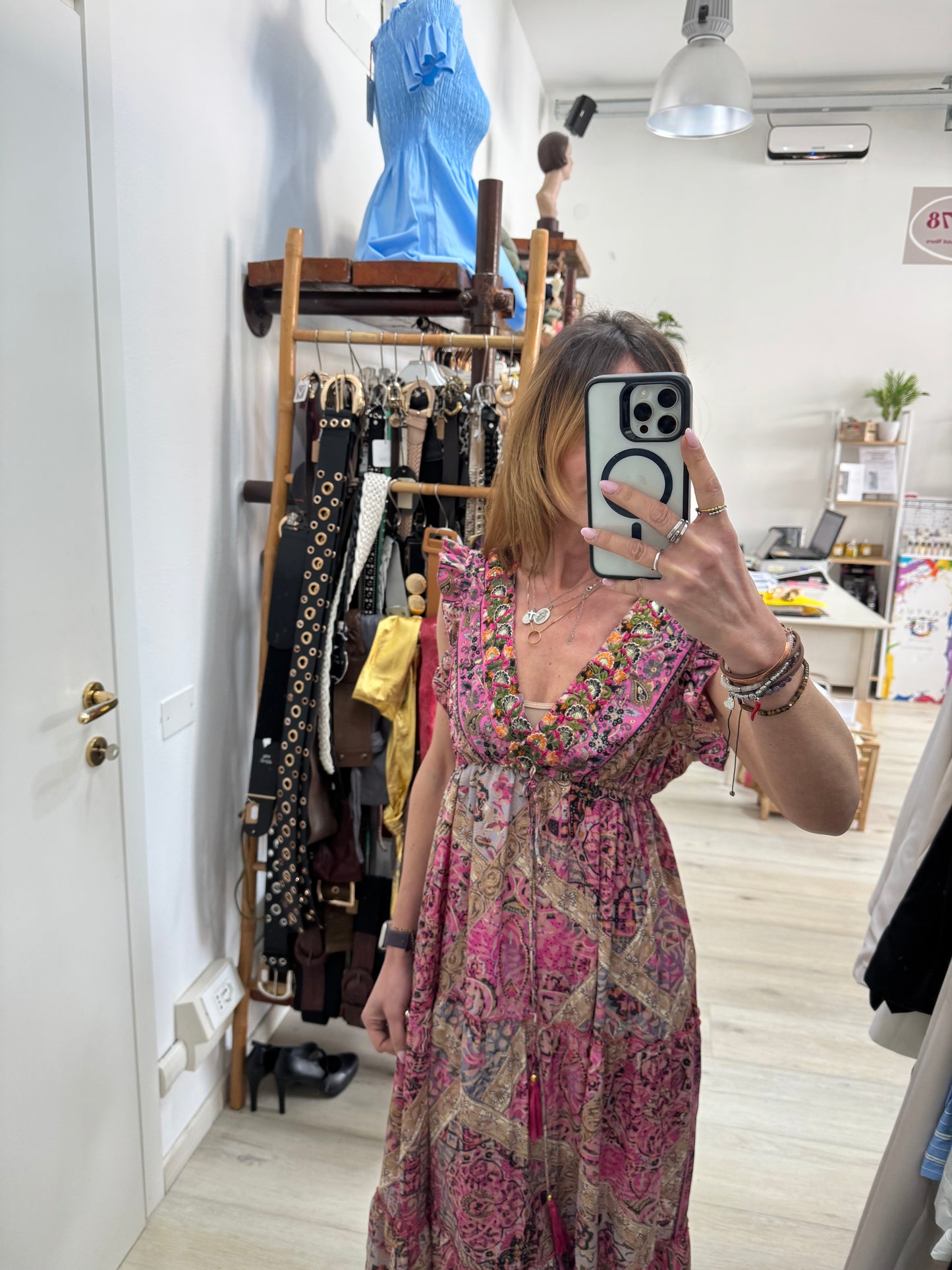 Abito boho con nappine