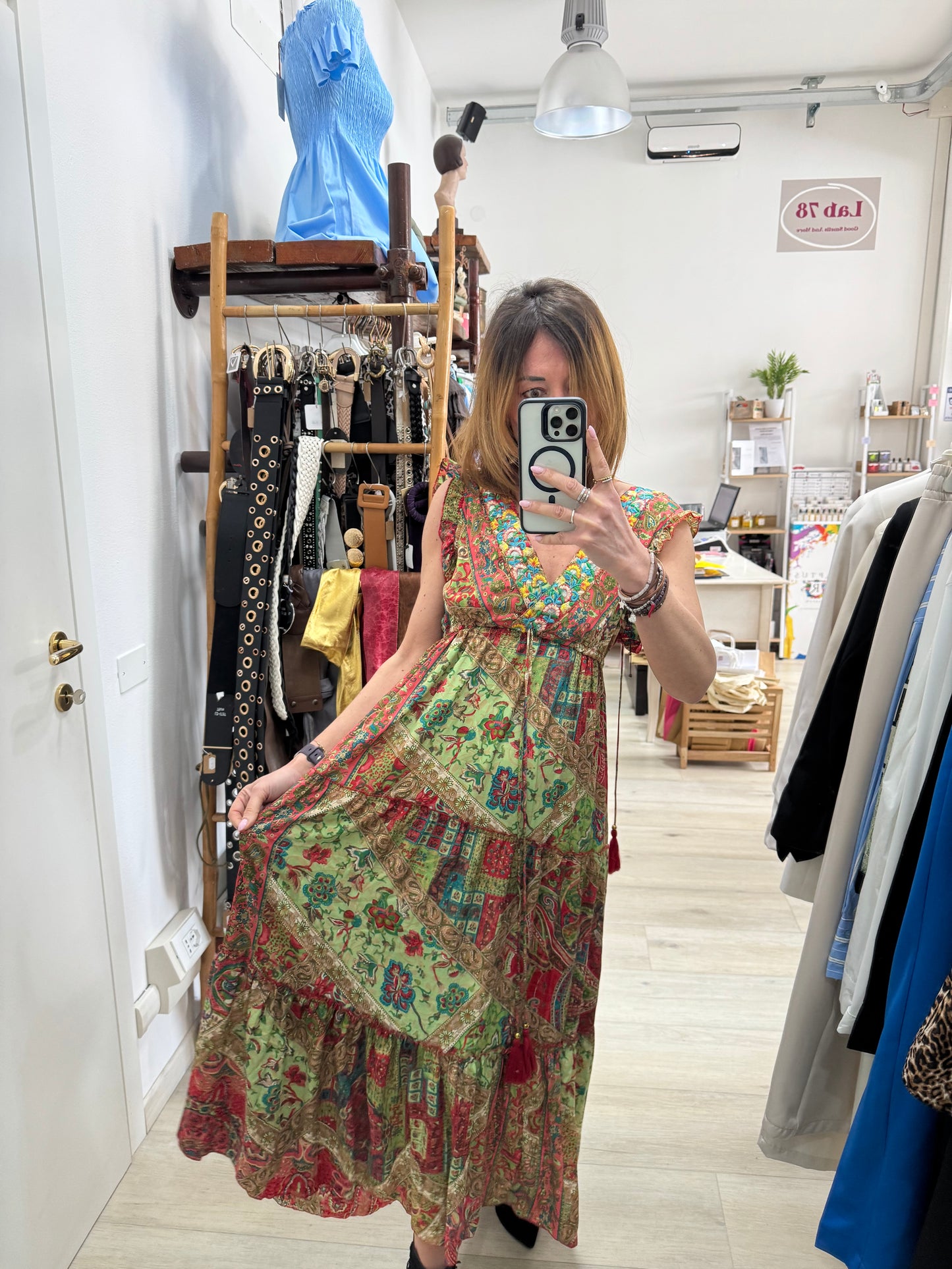 Abito boho con nappine