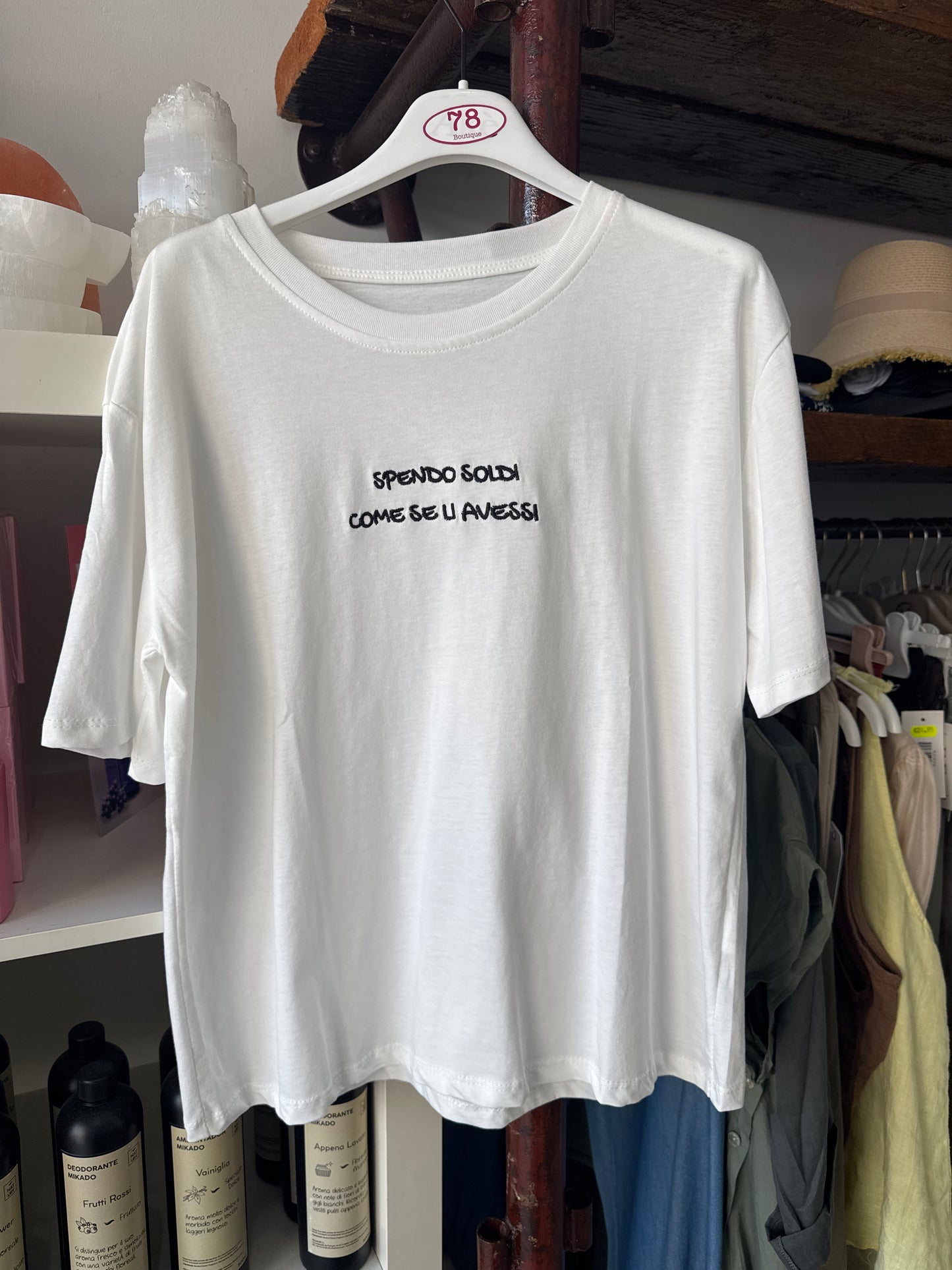 T shirt “Spendo soldi…”