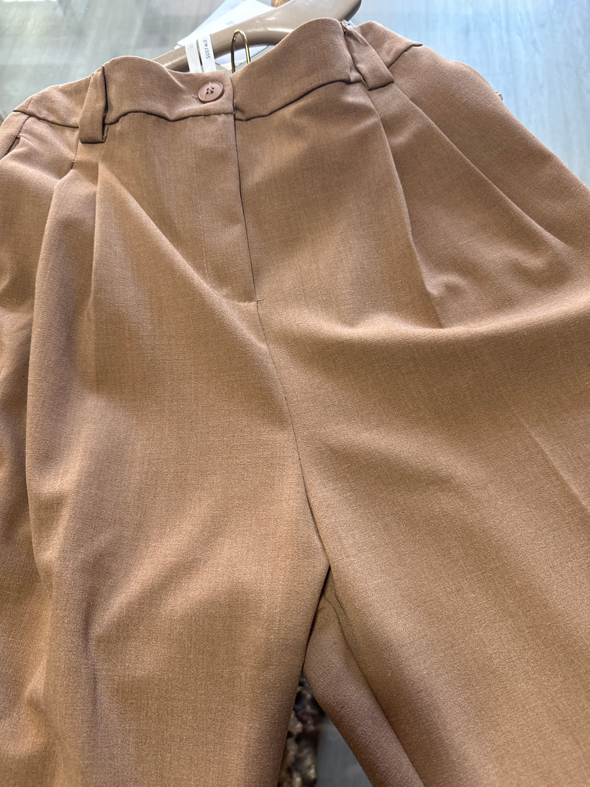 Pantalone con pinces