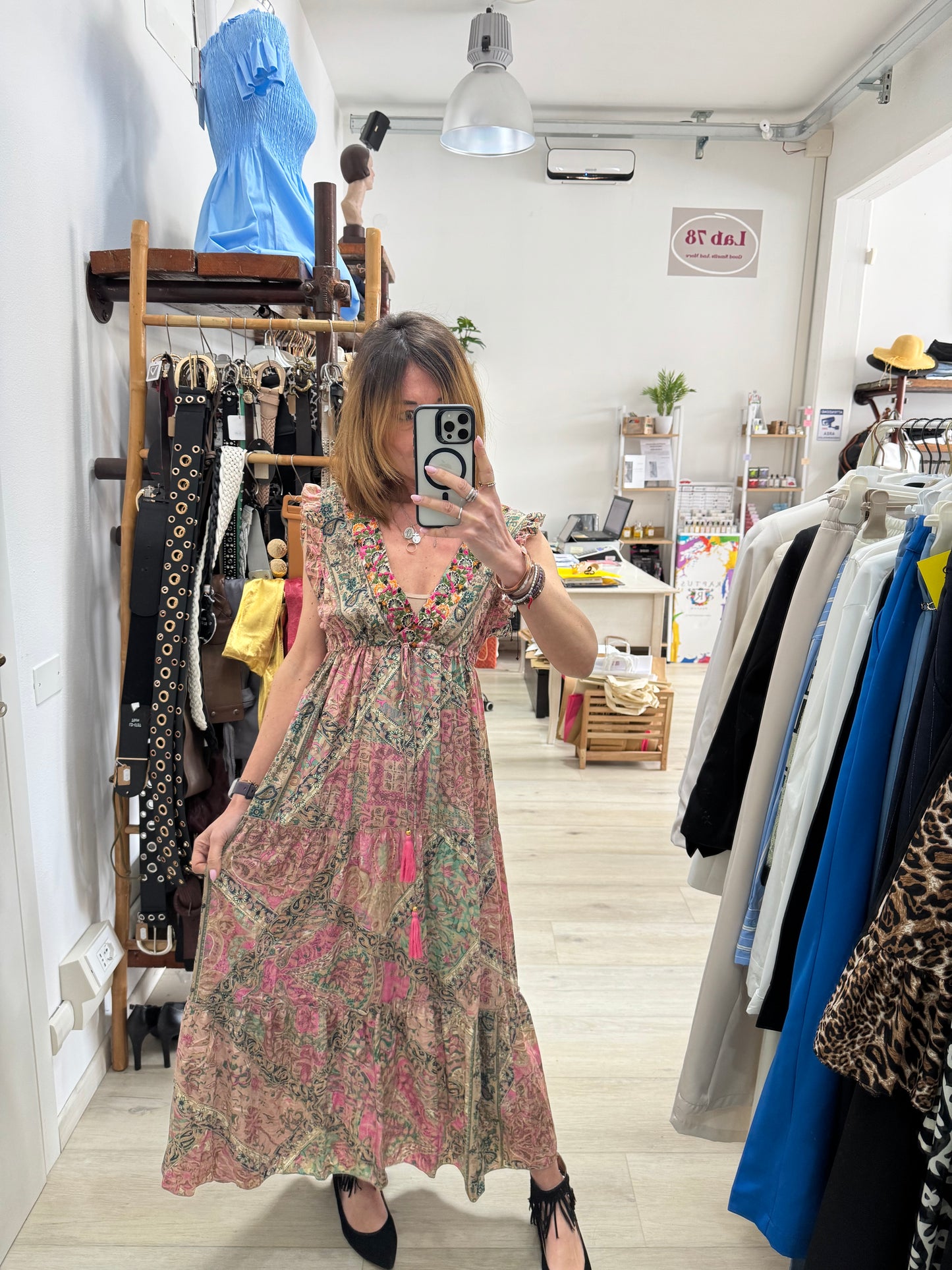 Abito boho con nappine