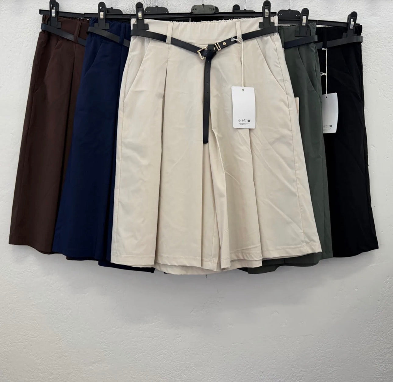 Gonna pantalone con cintura