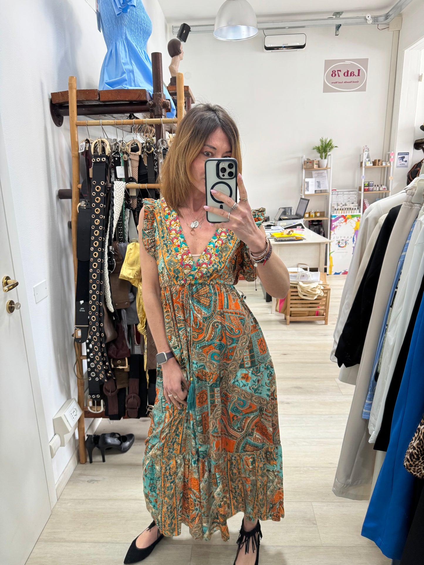 Abito boho con nappine