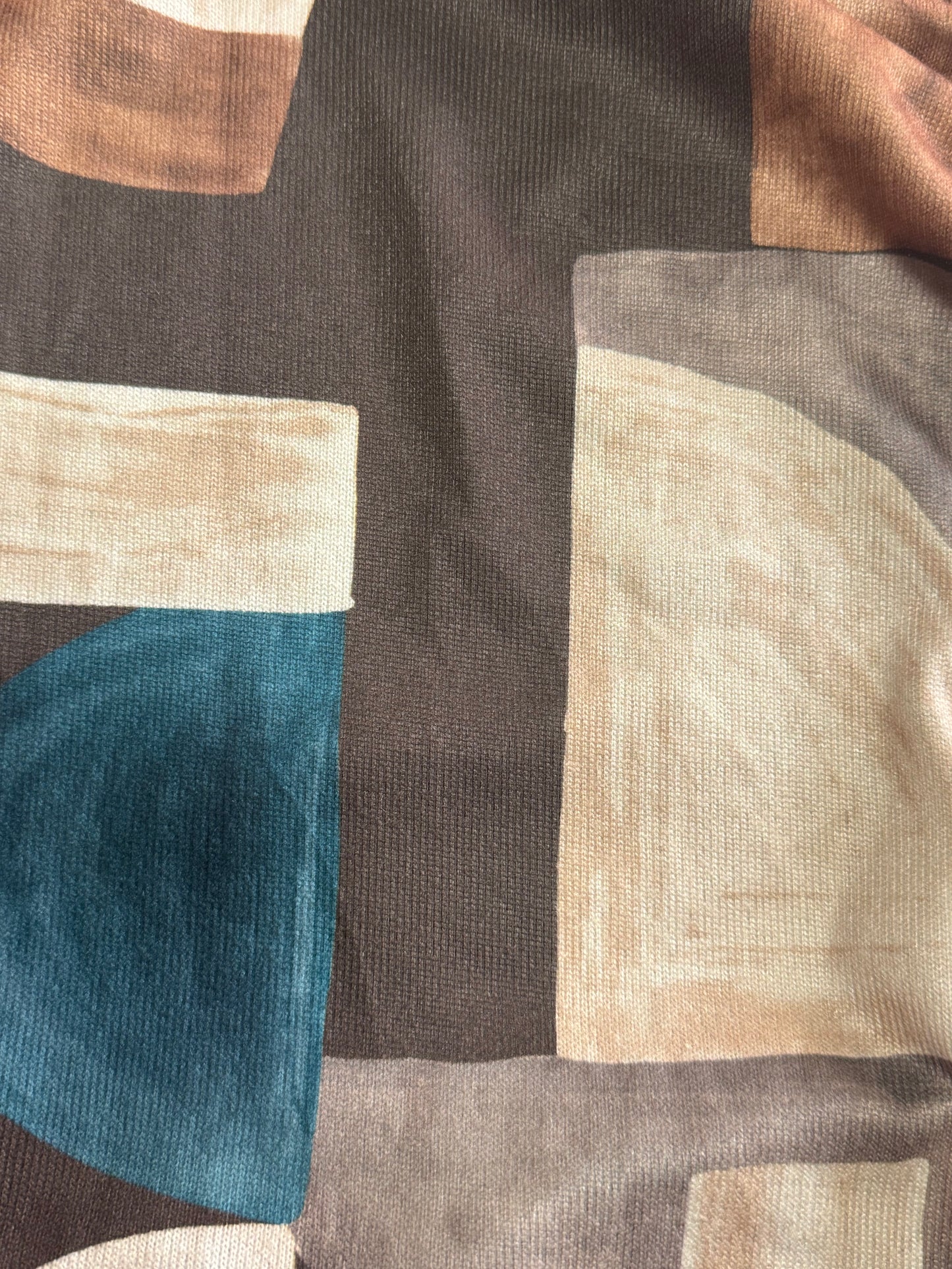Maglia in viscosa fantasia geometrica