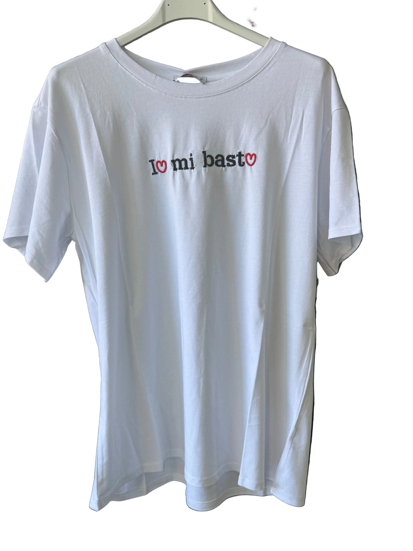 T shirt “Io mi basto “