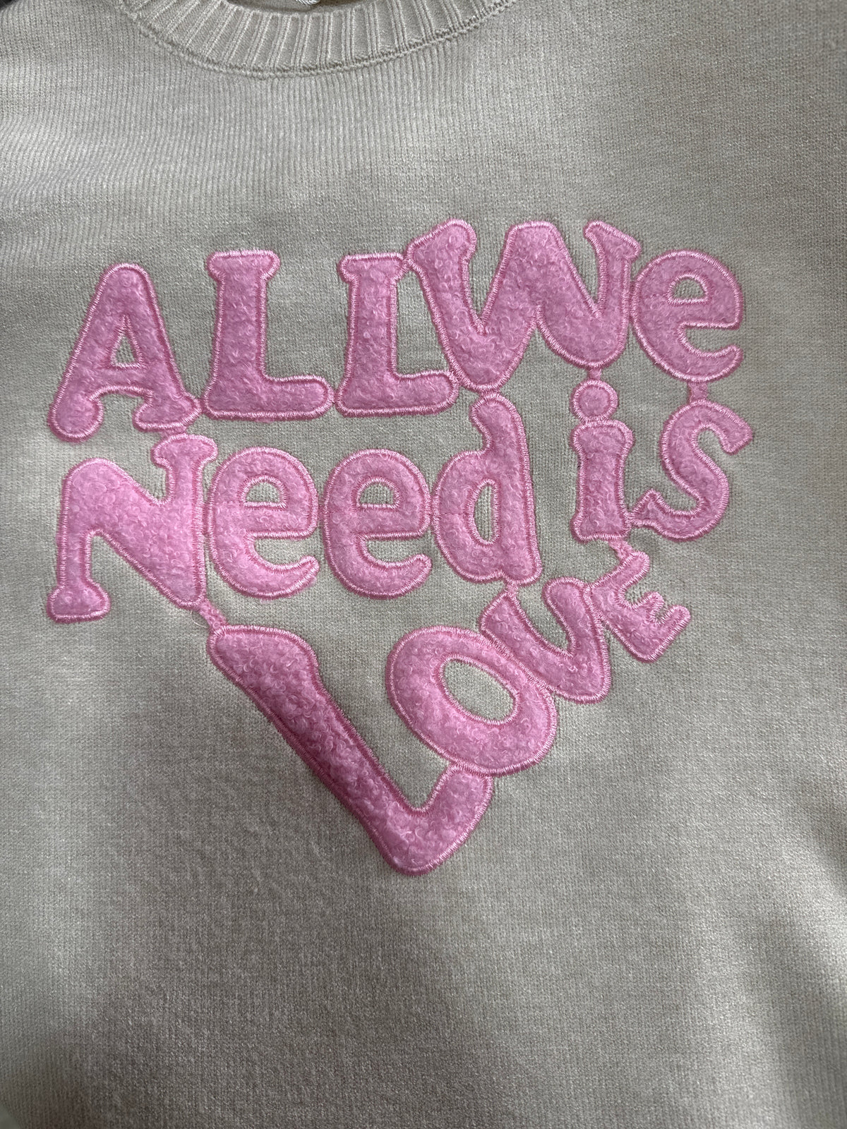 Maglia All you need is love