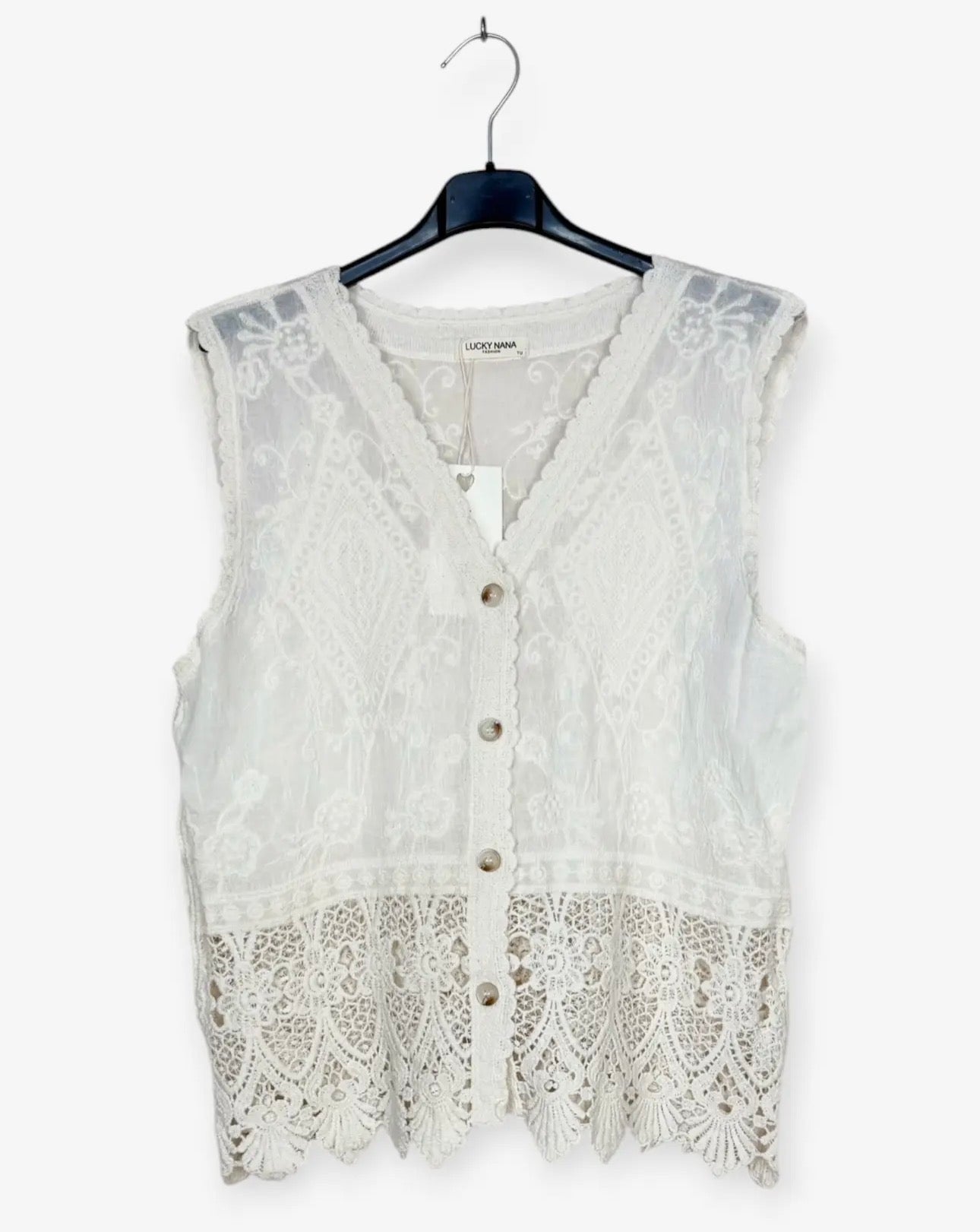Gilet in mussola e macramè