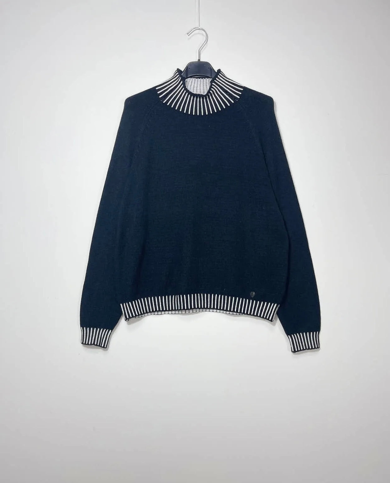 Maglia con contrasto