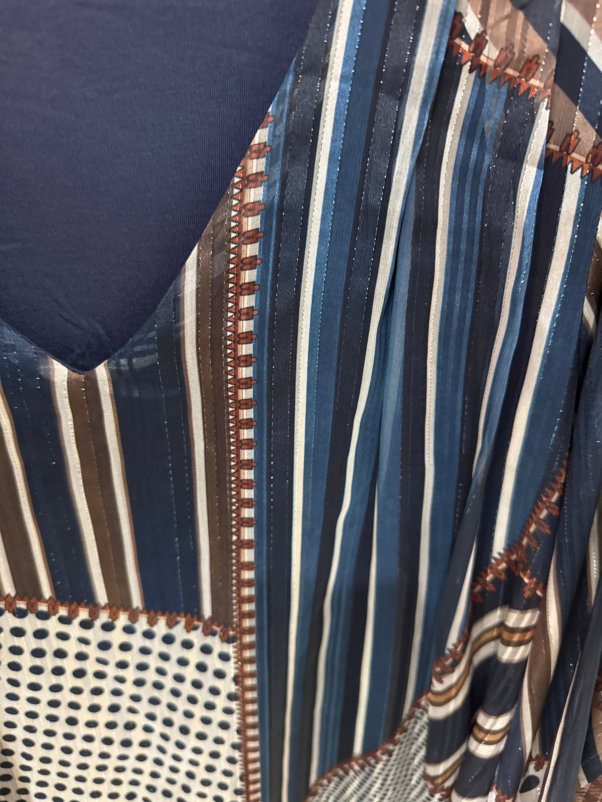 Blusa scollo V patchwork