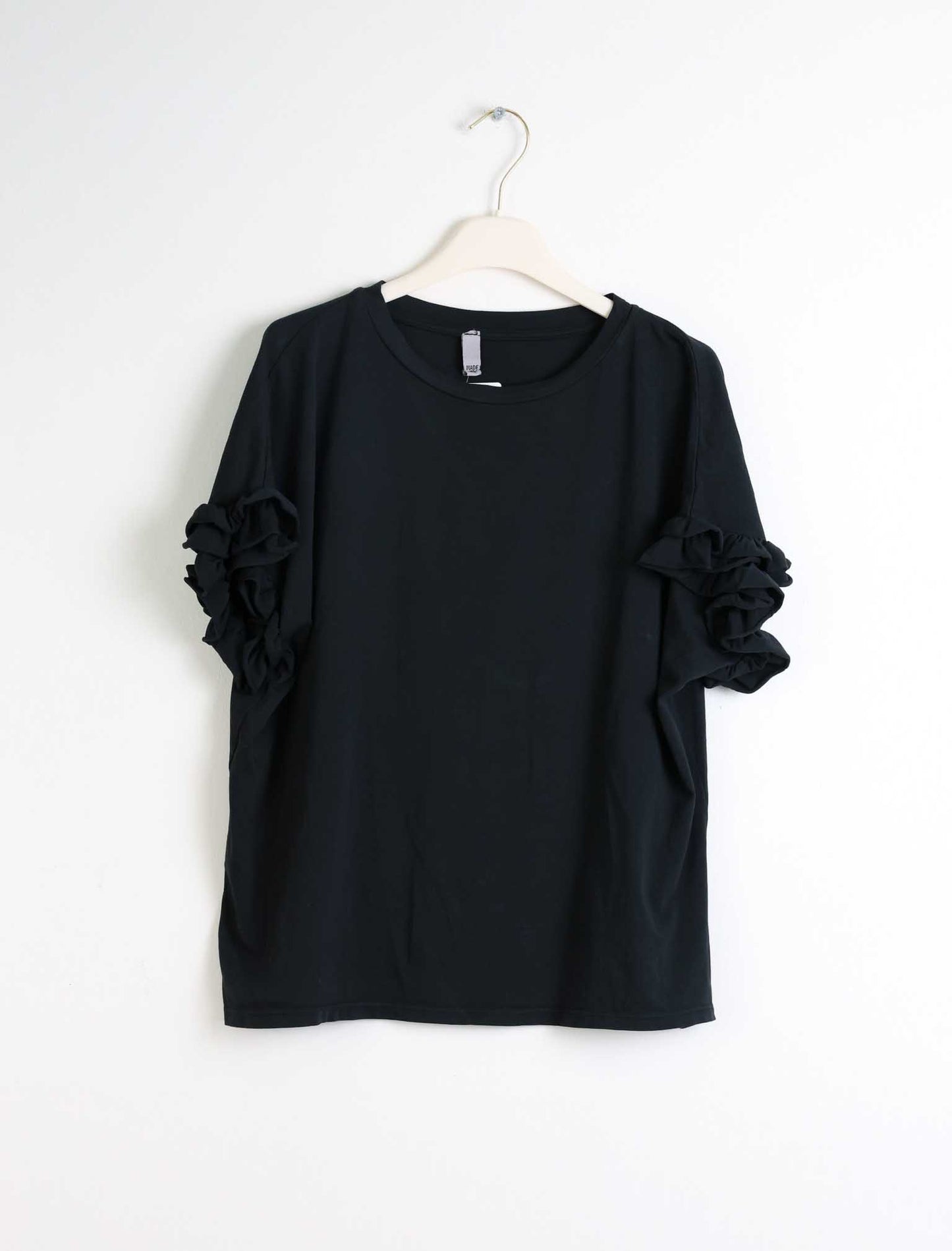 T shirt con balze maniche