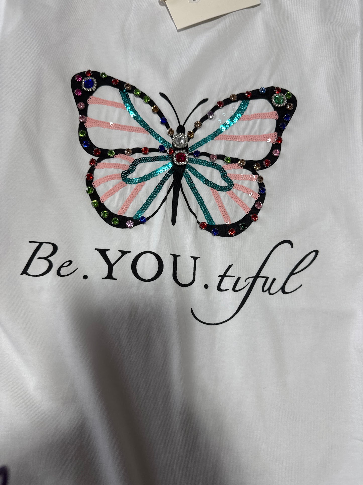T shirt over farfalla