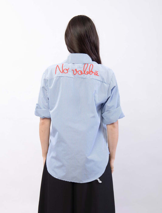 Camicia a righe con ricamo