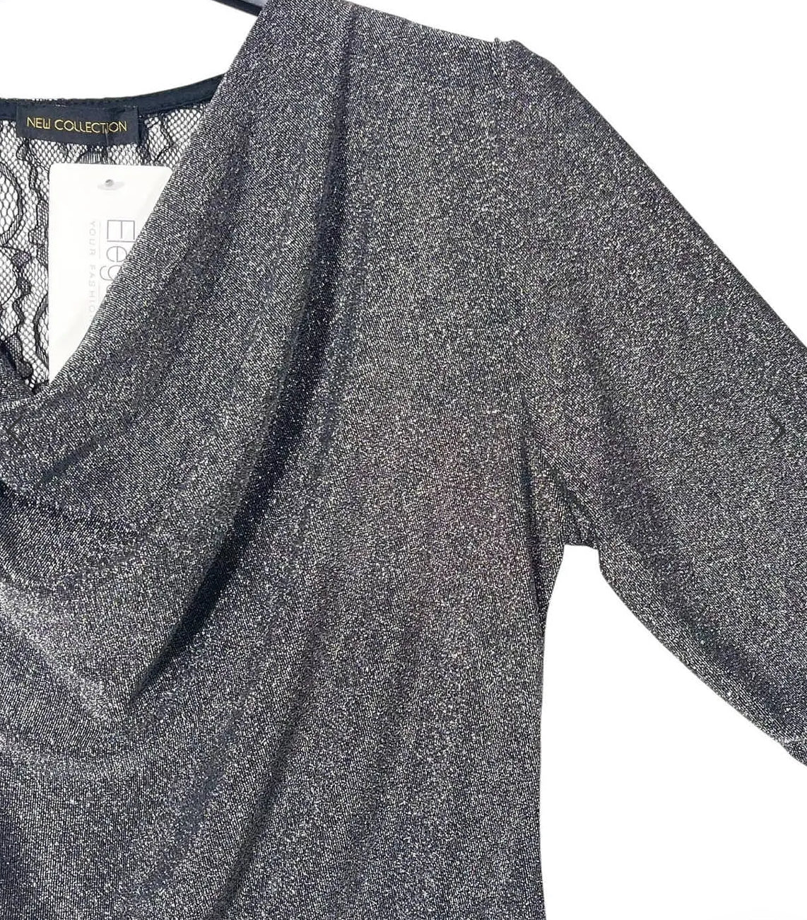 Top con pizzo posteriore