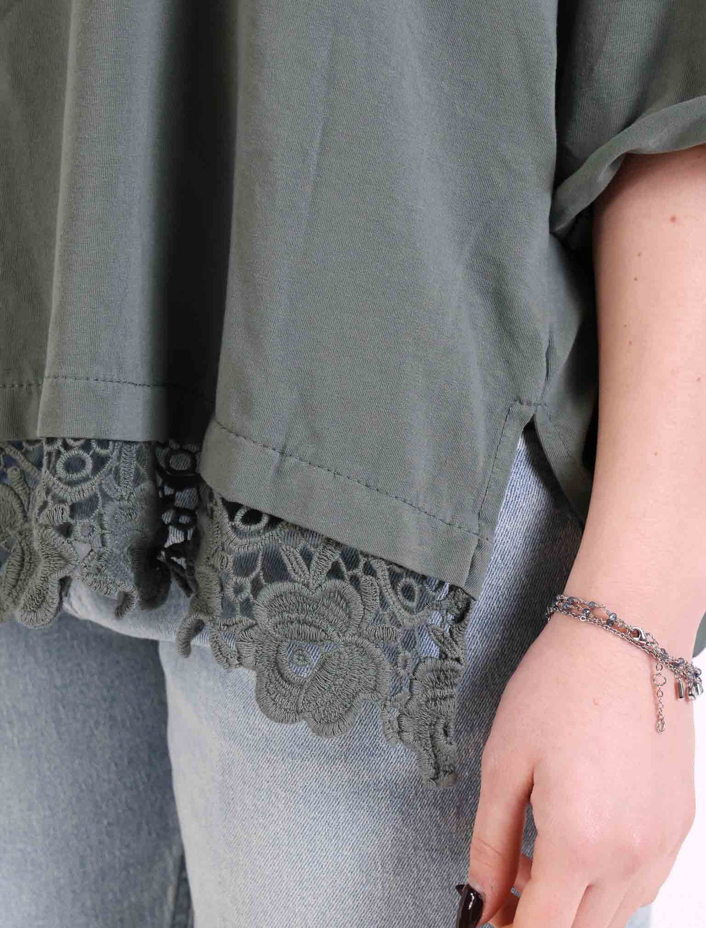 T shirt con macramè