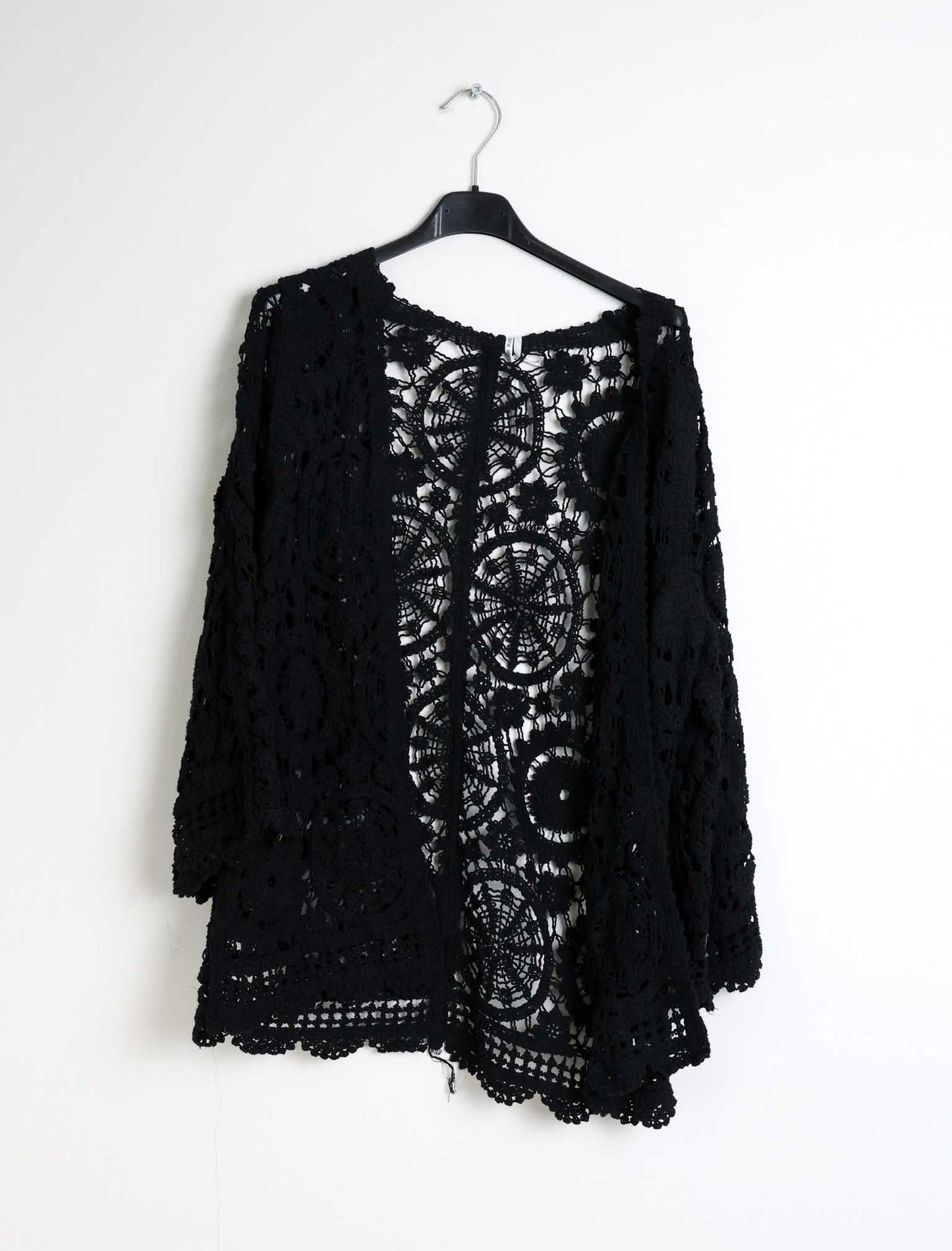 Cardigan in macramè