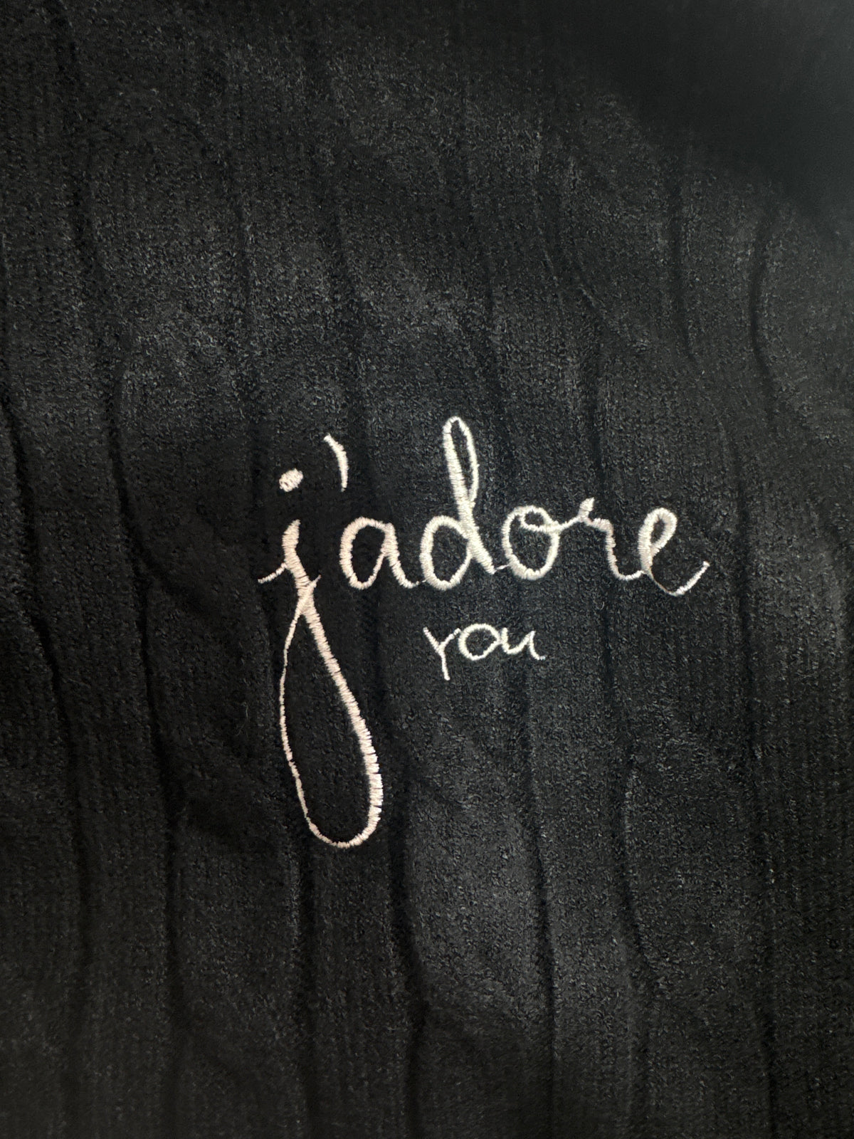 Maglia con trecce J’adore you