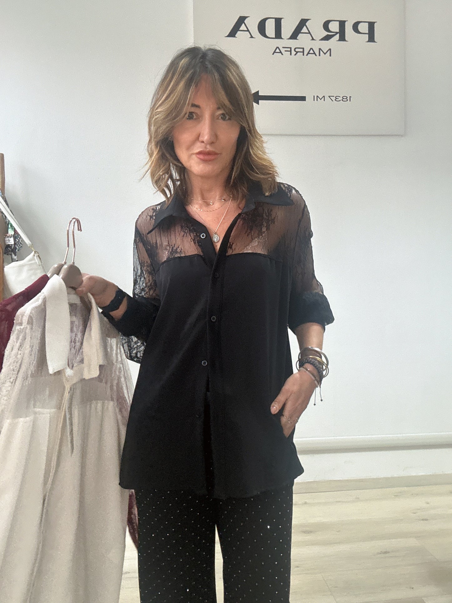 Camicia over con pizzo