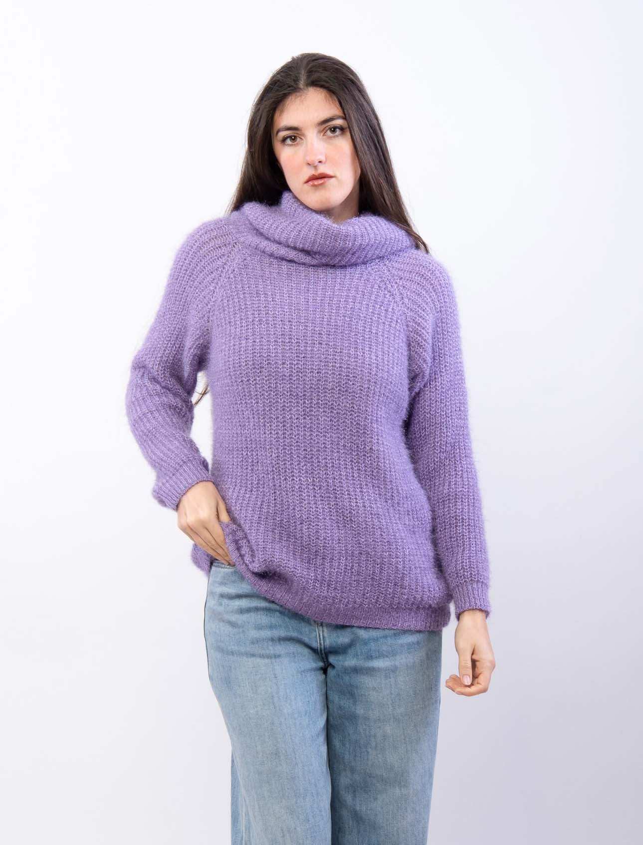 Maglia scollo ciambella