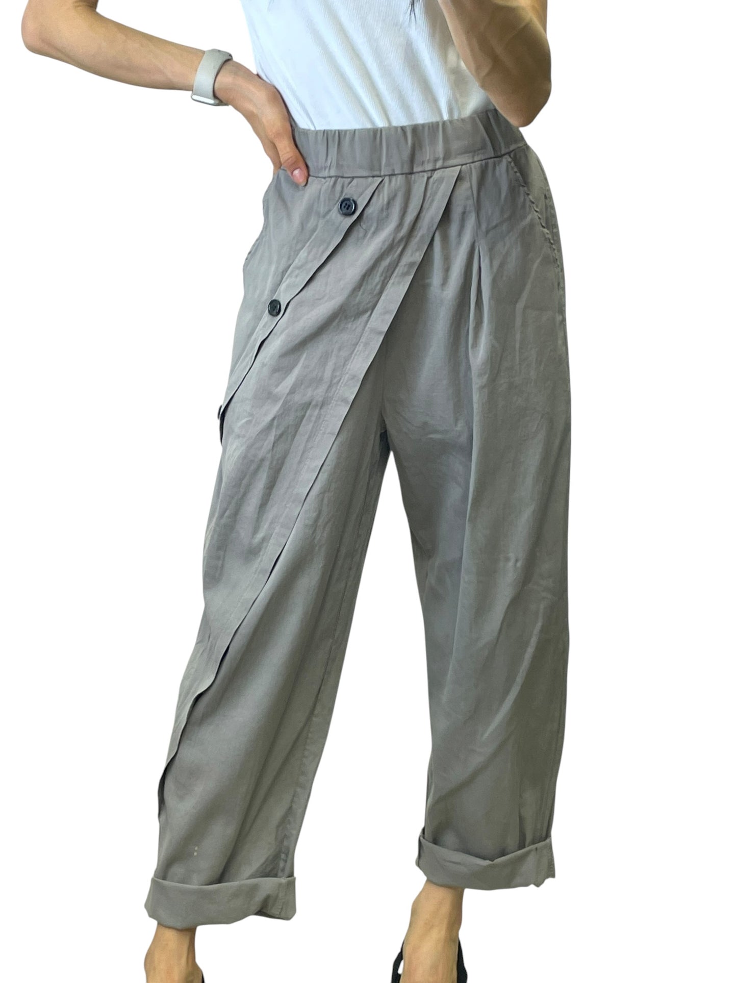 Pantalone con bottoni