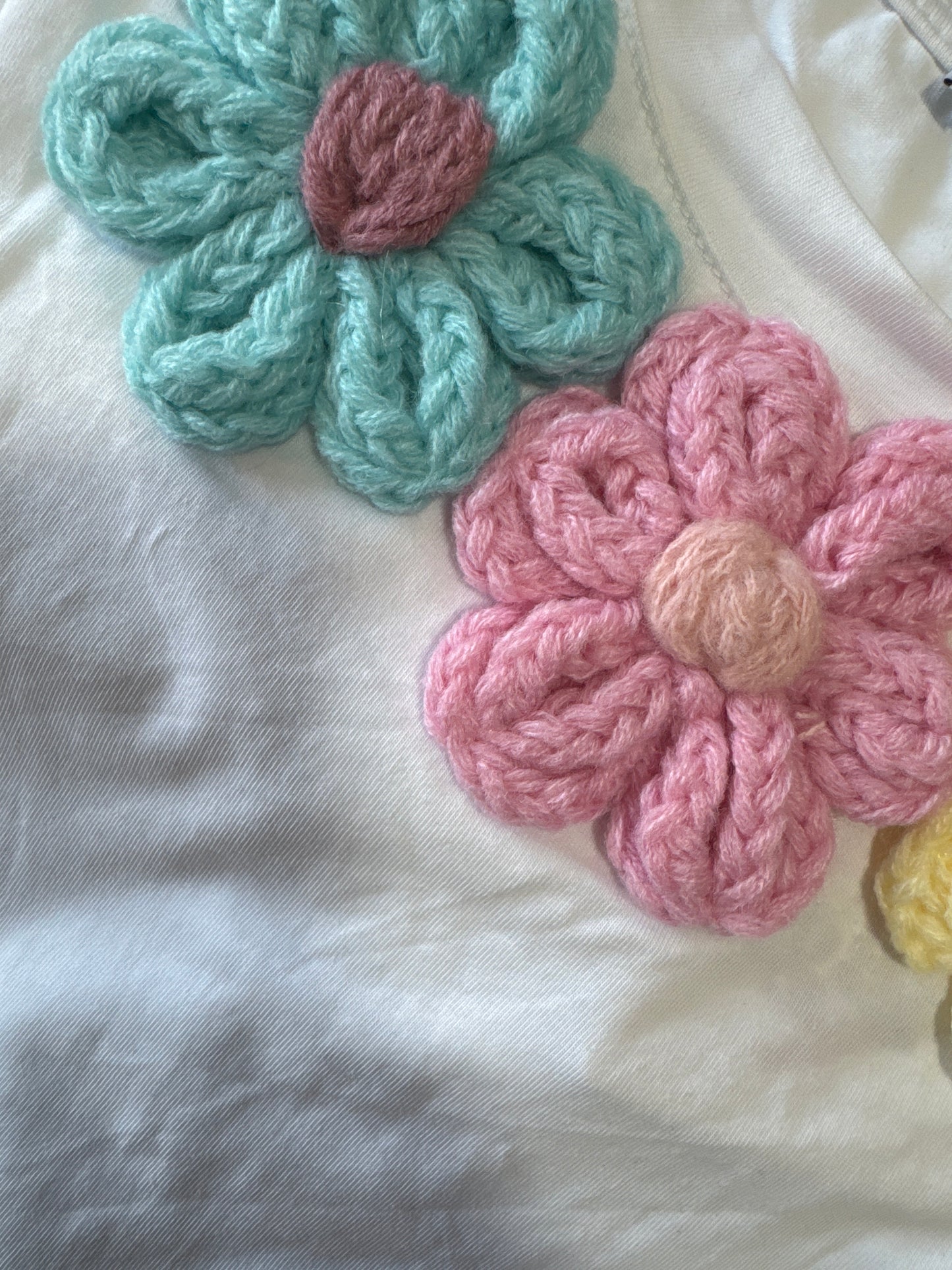 T shirt con fiori