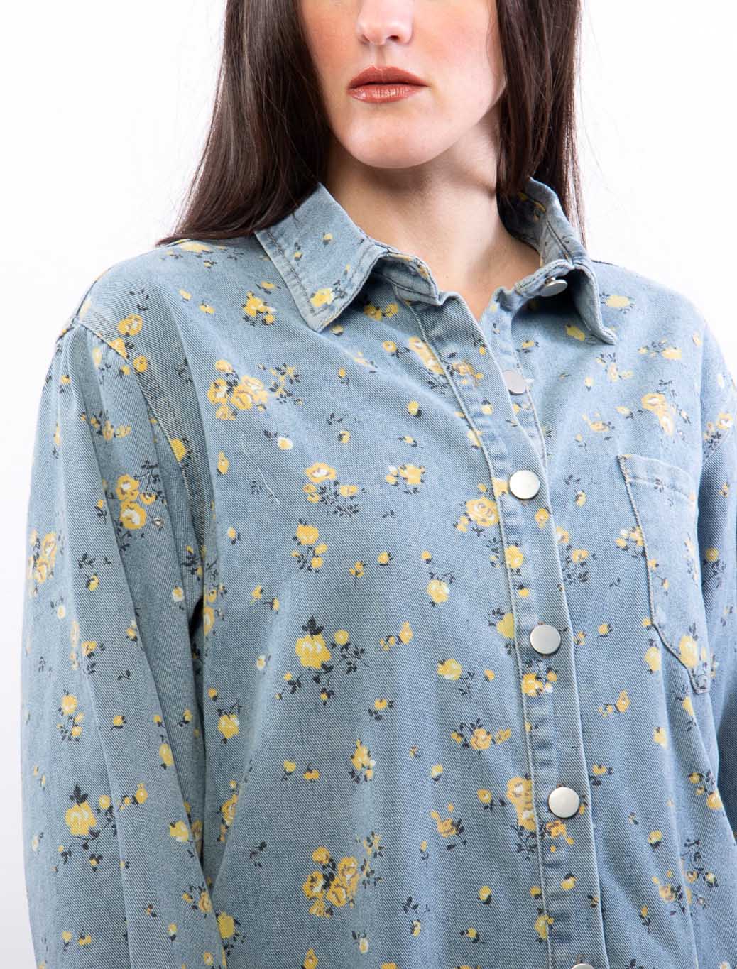 Camicia over in jeans