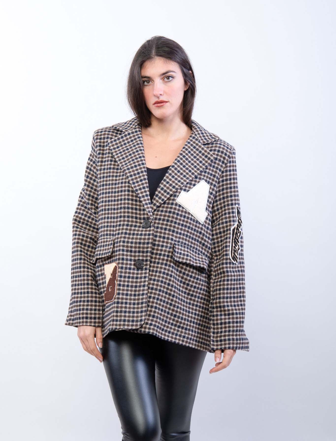 Blazer over con ricamo