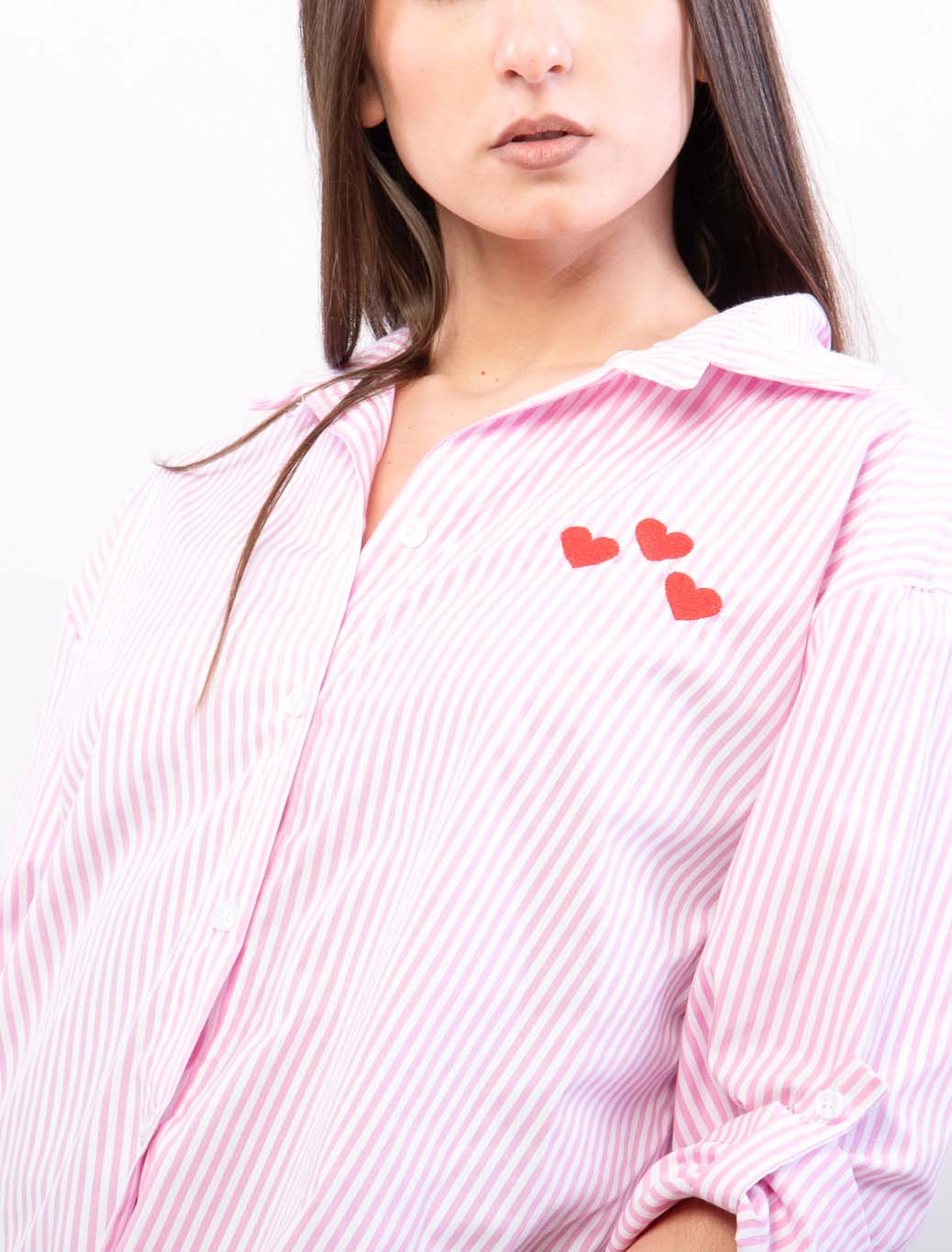 Camicia con ricamo