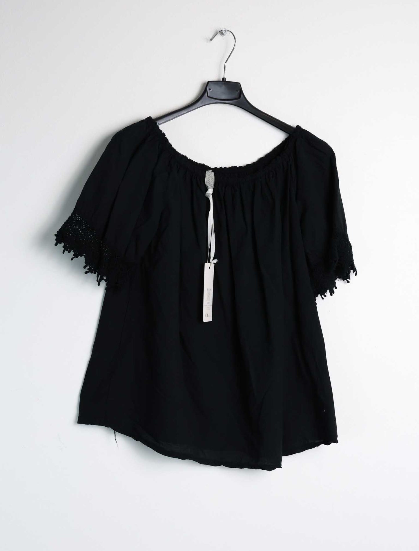 Blusa con macramè