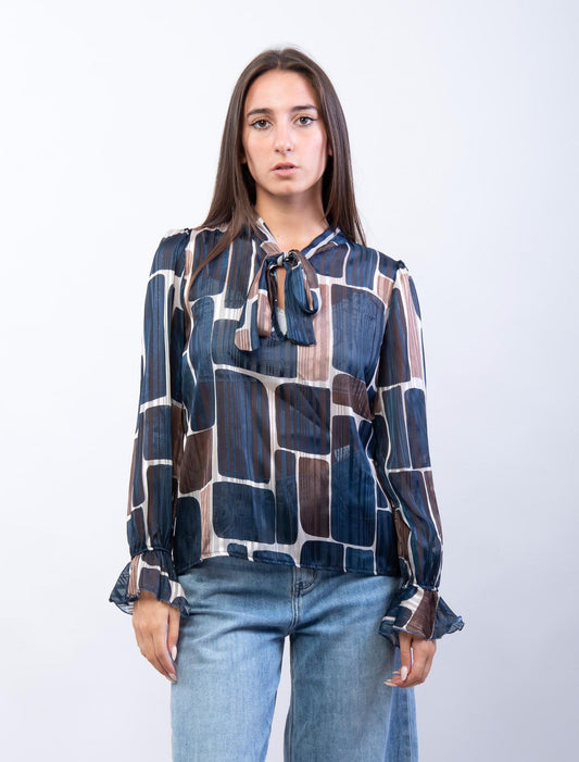 Blusa con nodo