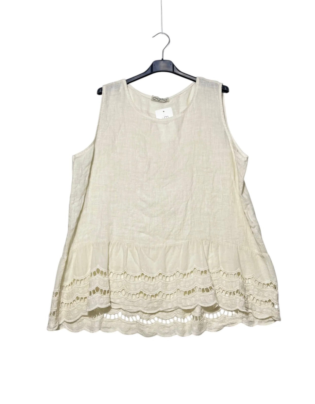 Blusa smanicata lino e sangallo