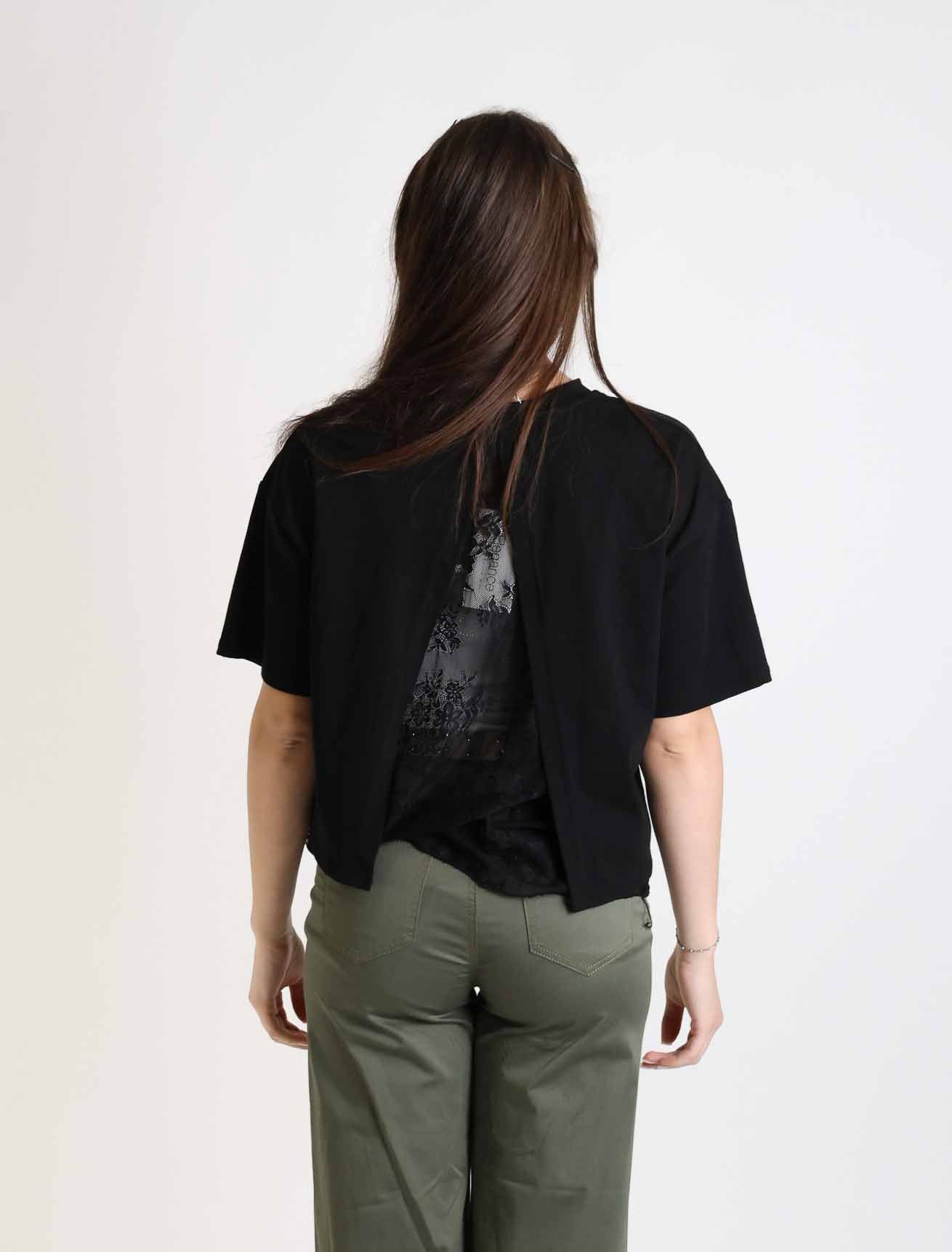 T shirt con pizzo