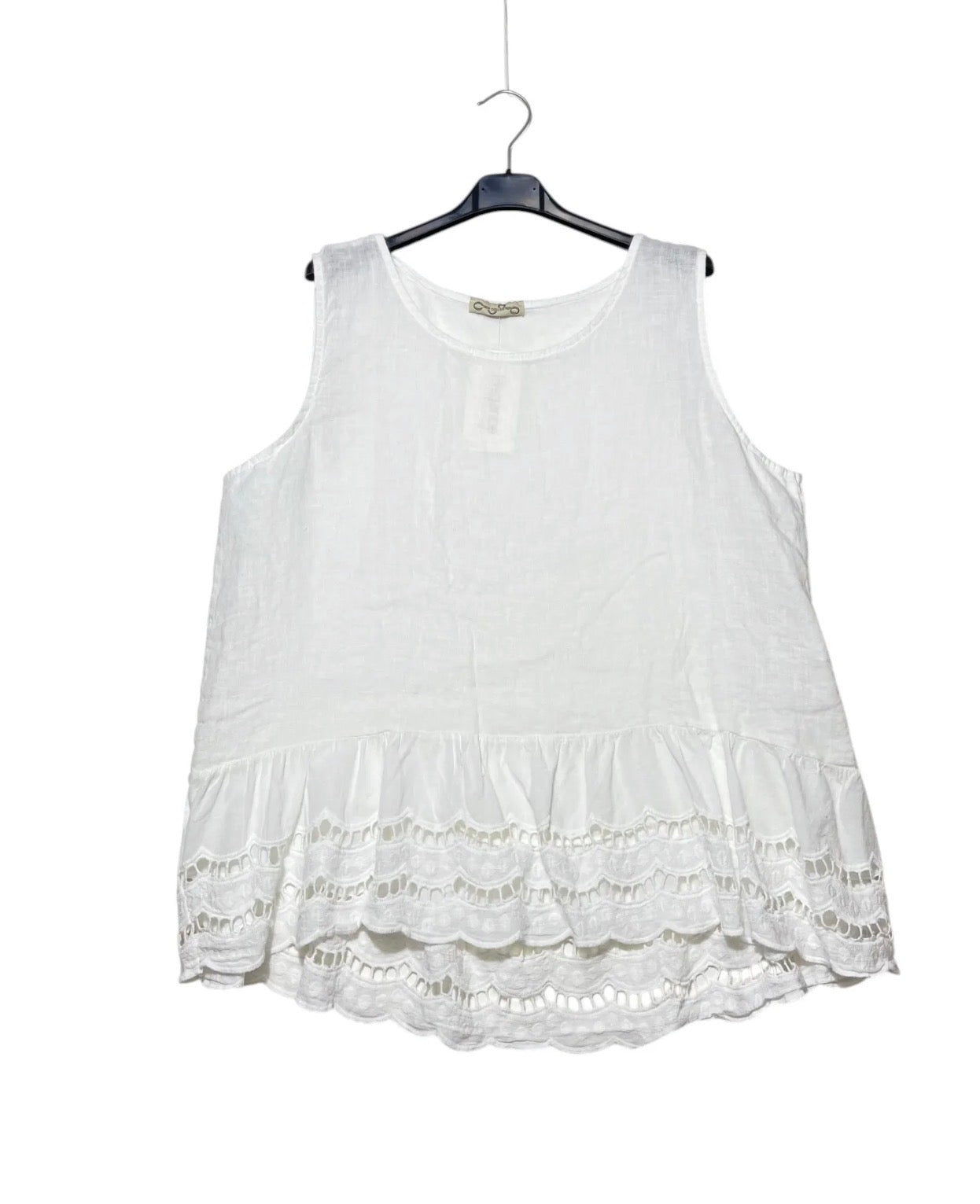 Blusa smanicata lino e sangallo