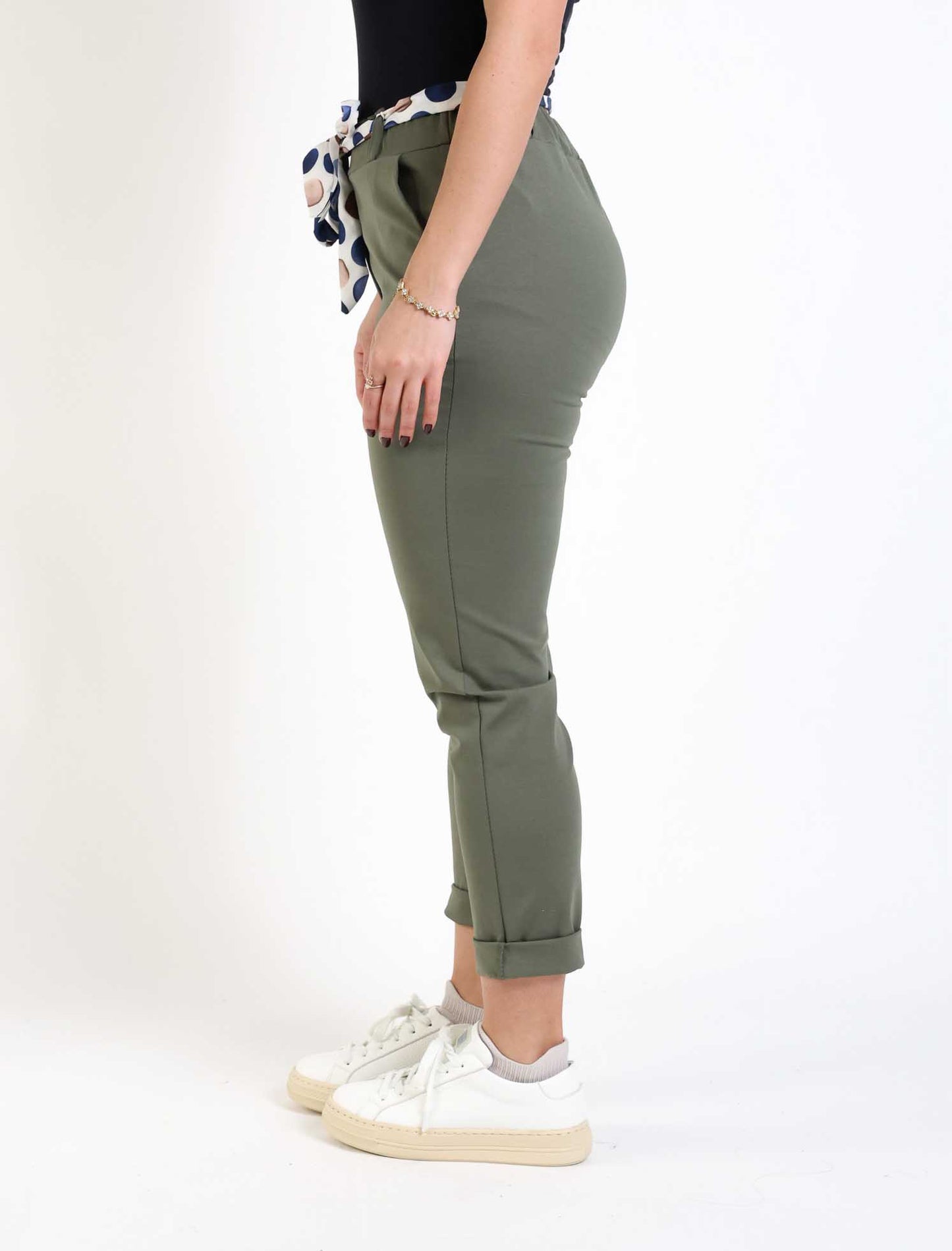 Pantalone a sigaretta
