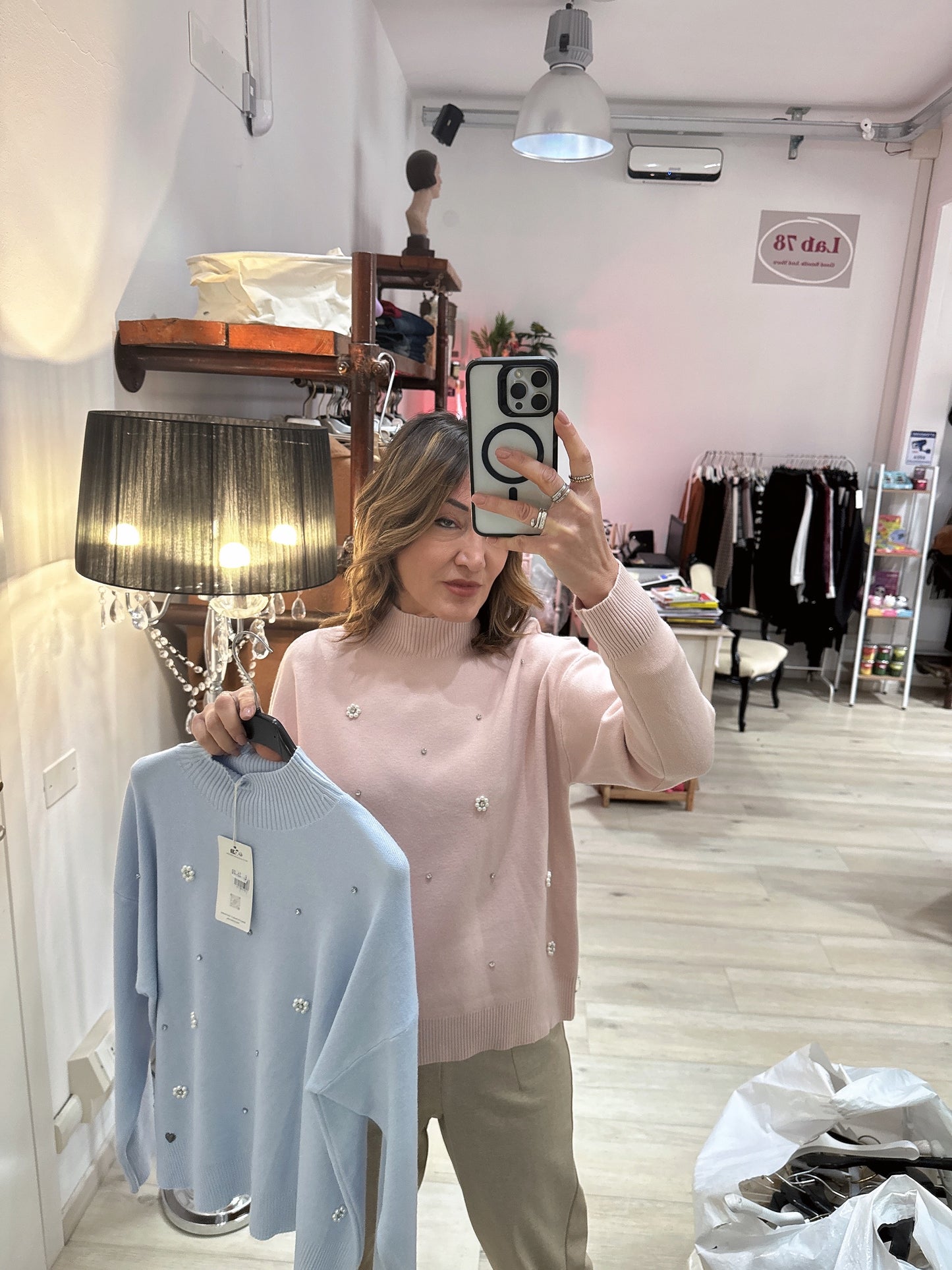 Maglia con perline e Swarovski