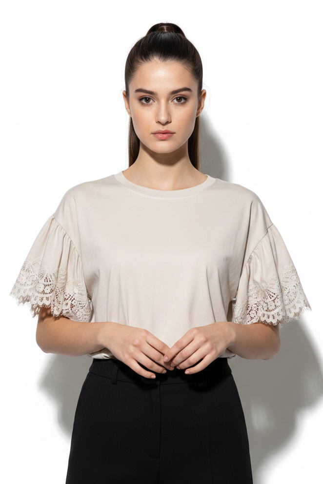 T shirt con manica in pizzo
