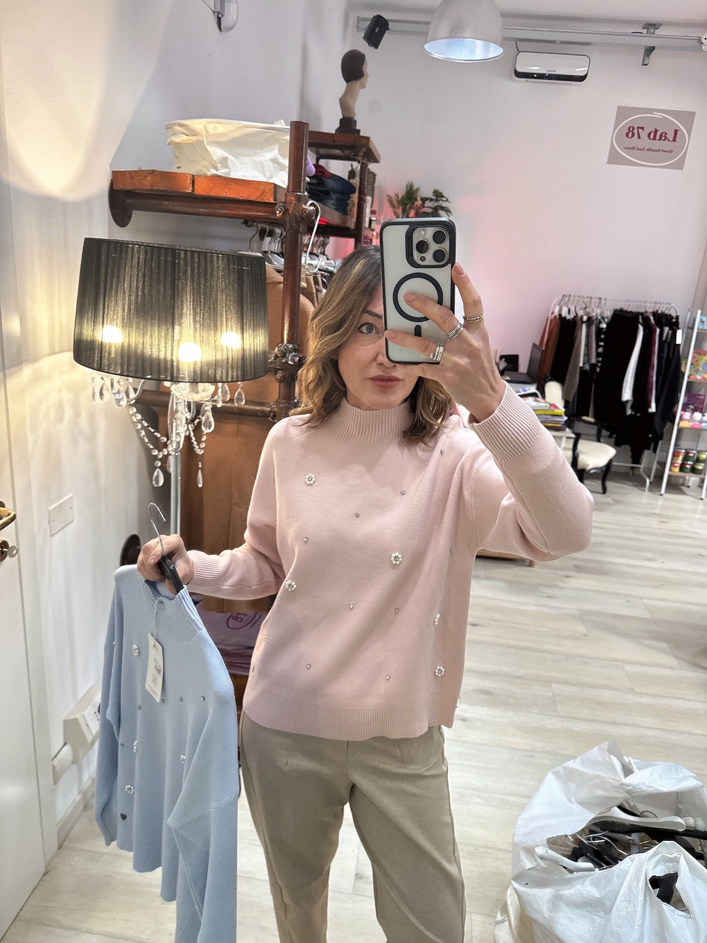 Maglia con perline e Swarovski