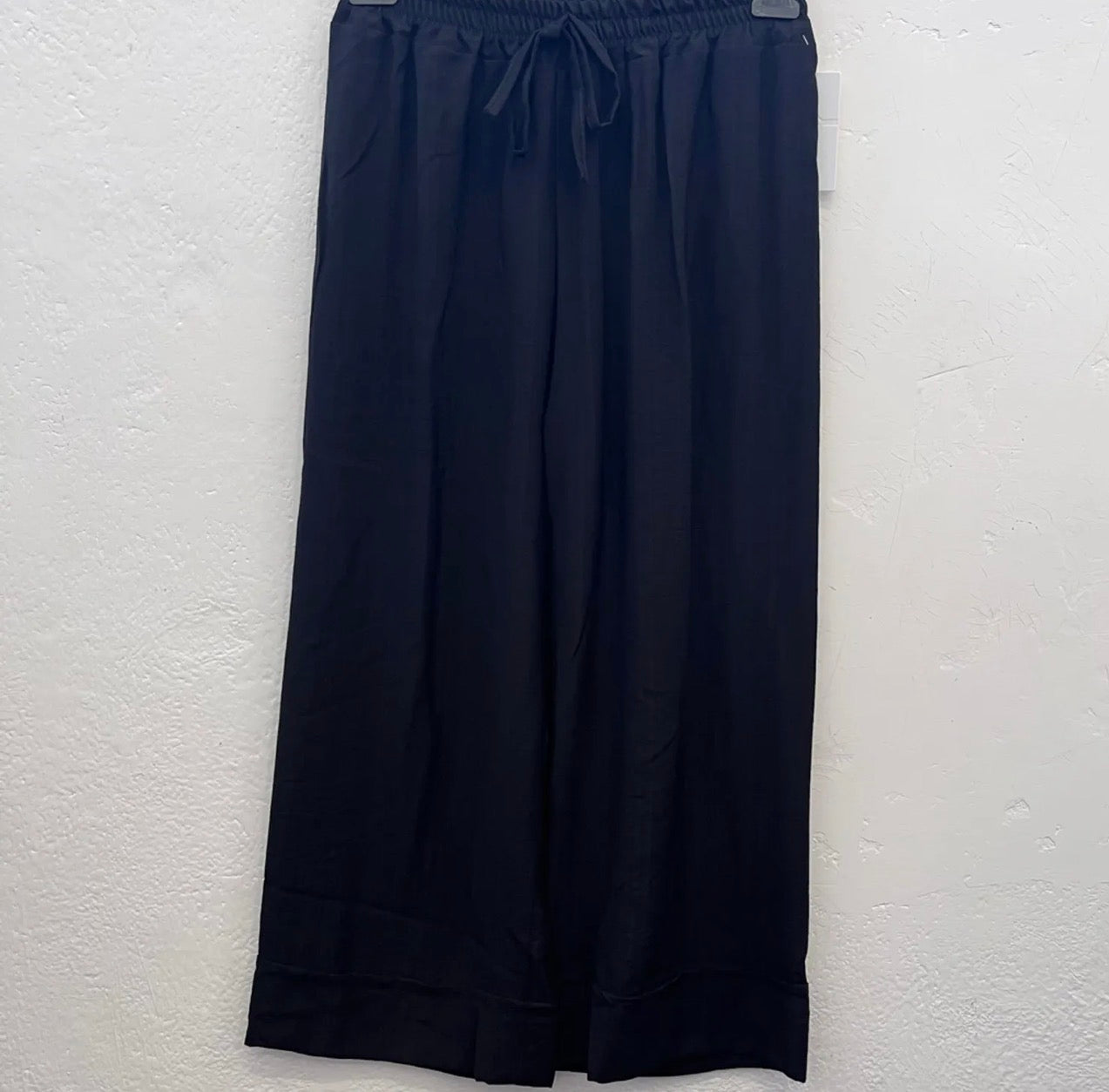 Pantalone gaucho con risvolto