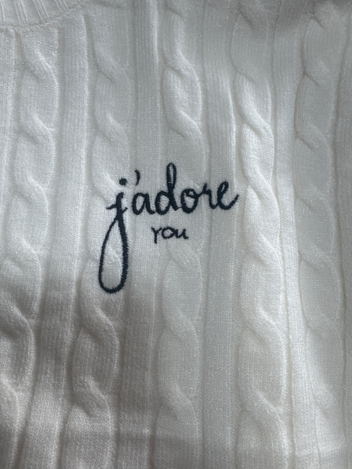 Maglia con trecce J’adore you