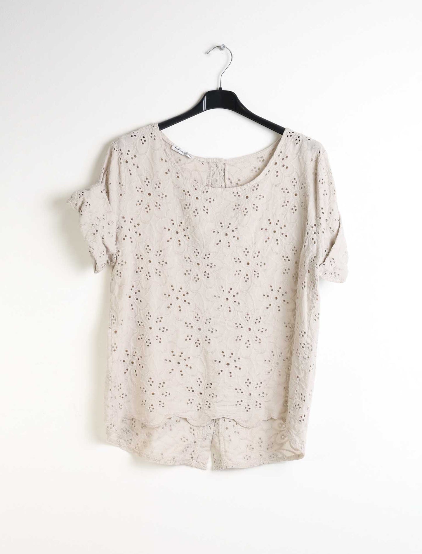 Blusa in sangallo