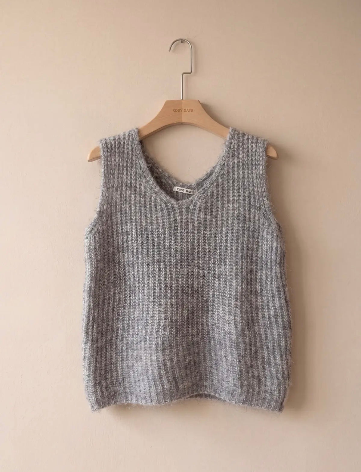 Gilet smanicato in maglia