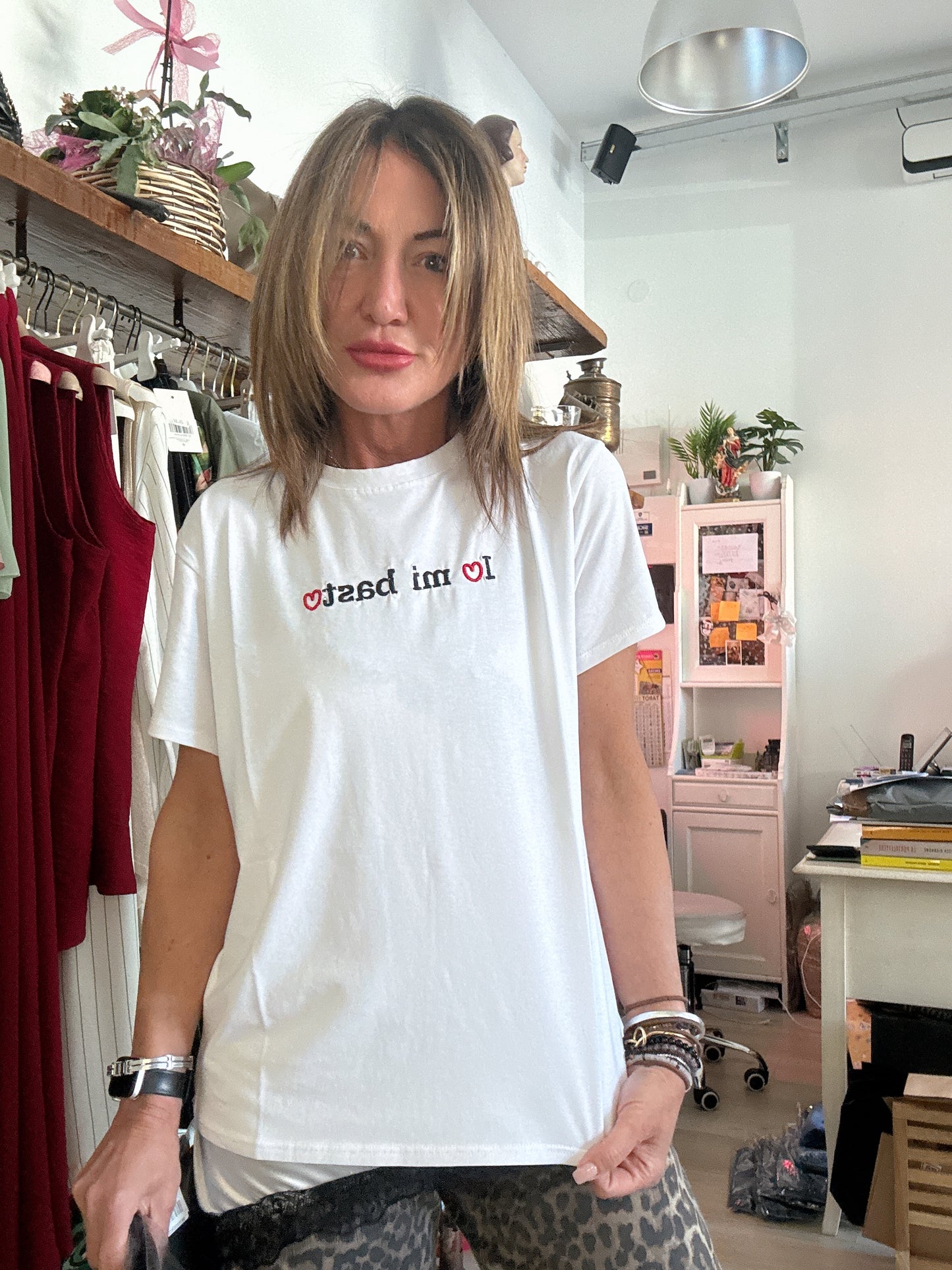 T shirt “Io mi basto “