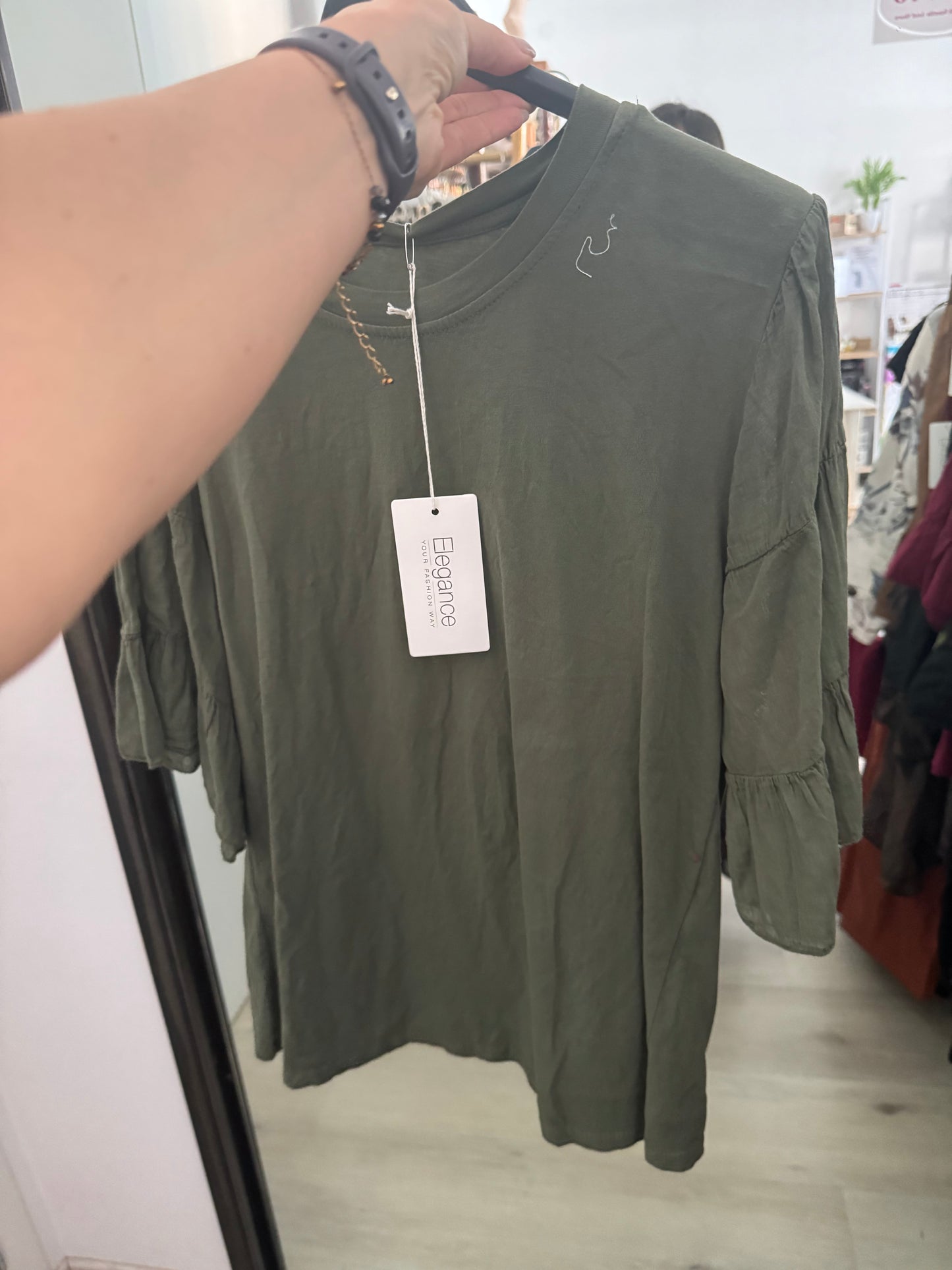T shirt manica a campana